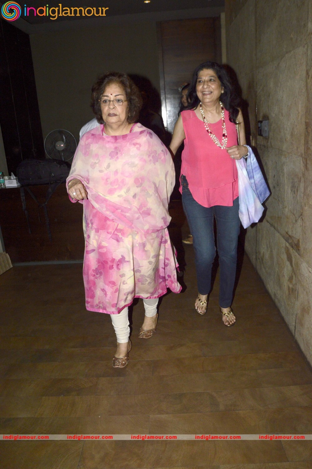 Sultan Screening with Salman Khan and his Family at Lightbox Event hd photo