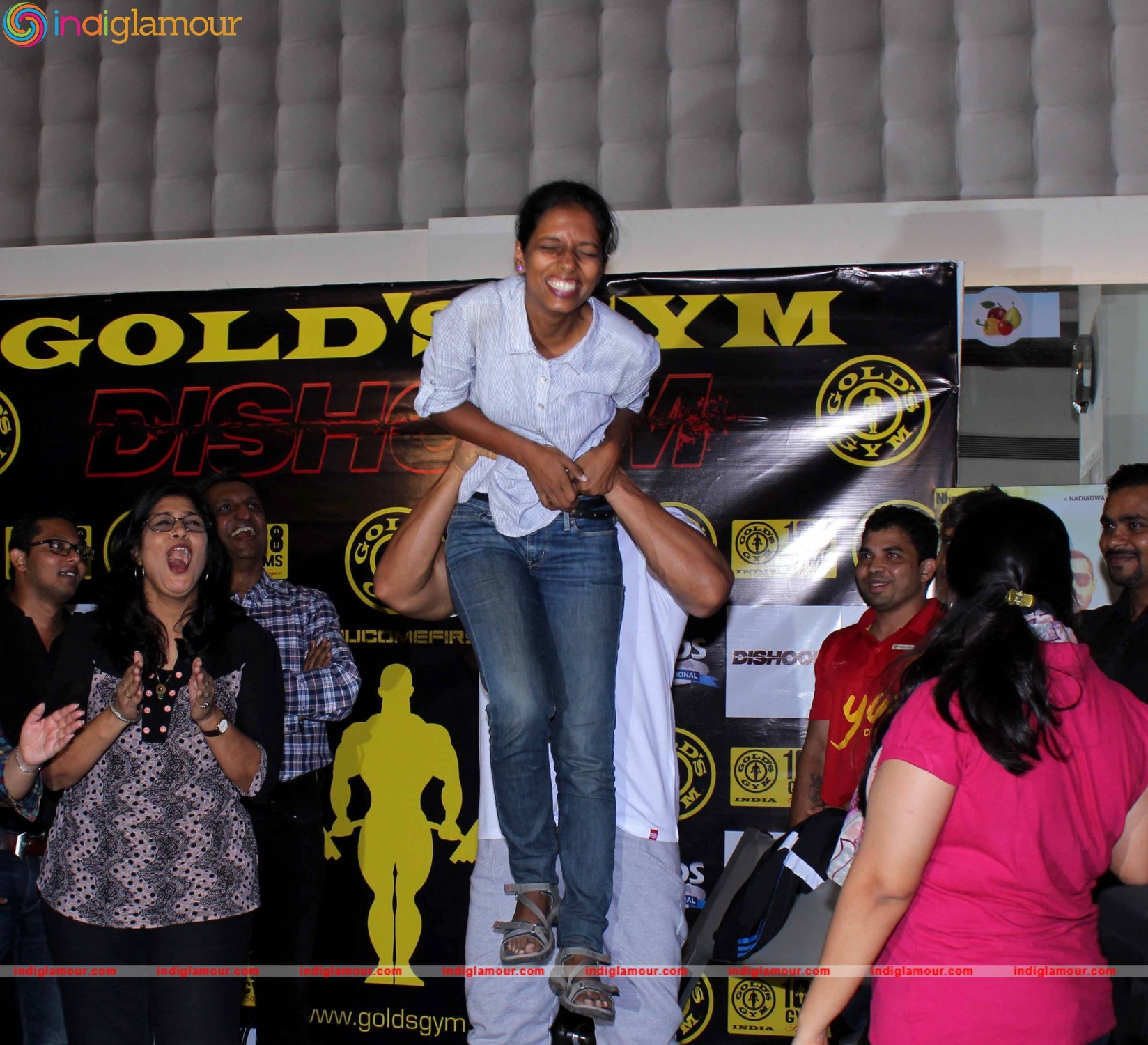 Varun Dhawan and John Abraham at Gold Gym Event hd photo