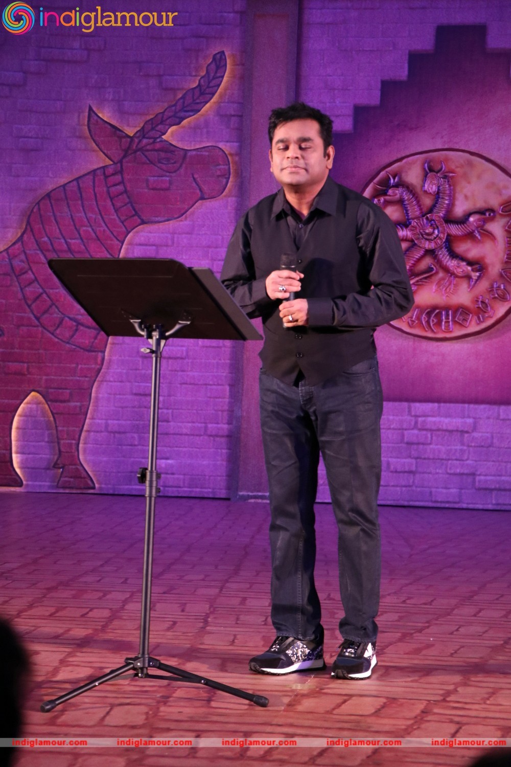 Press Meet of Mohenjo Daro at JW Marriott Event hd photo