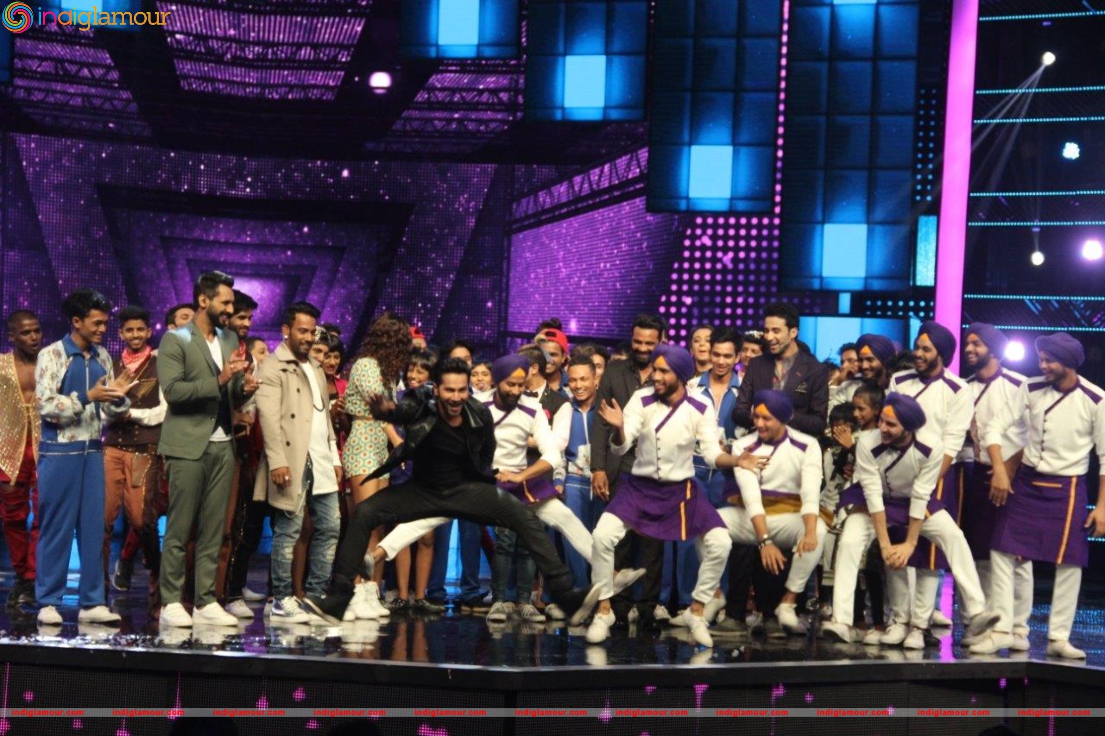 Varun Dhawan and Jacqueline Sizzle on Dance Plus Stage with Superjudge Remo D Souza Event hd photo
