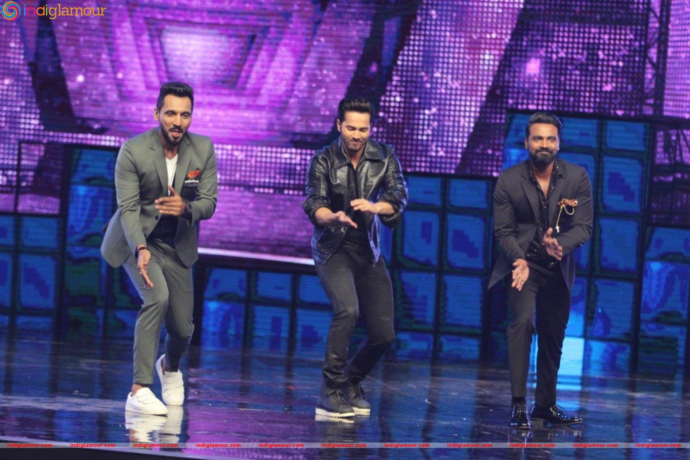 Varun Dhawan and Jacqueline Sizzle on Dance Plus Stage with Superjudge Remo D Souza Event hd photo