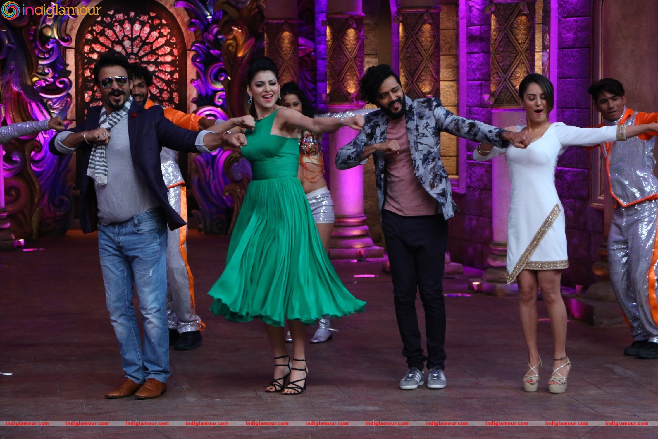 Comedy Nights Bachao with Starcast of Great Grand Masti Event hd photo
