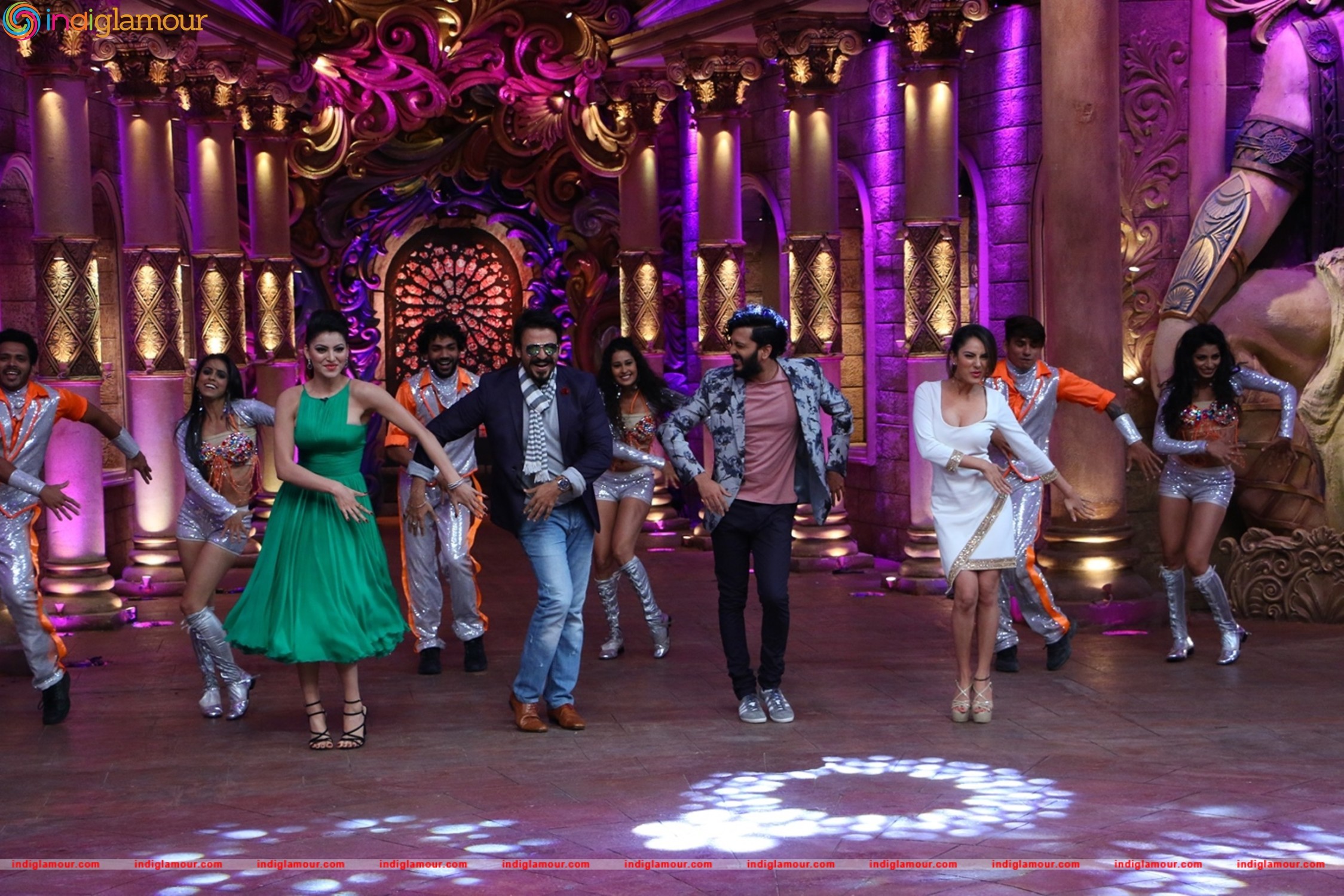 Comedy Nights Bachao with Starcast of Great Grand Masti Event hd photo