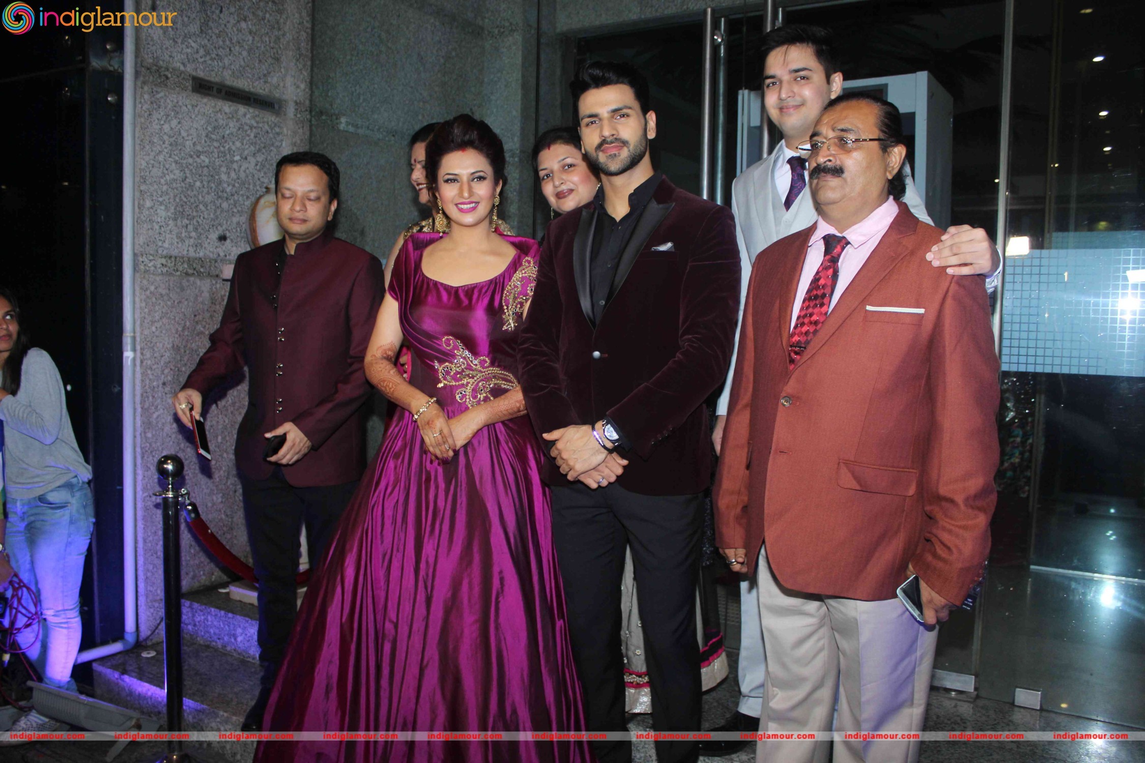 Divyanka Tripathi and Vivek Dahiya’s Second Reception in Mumbai Event hd photo