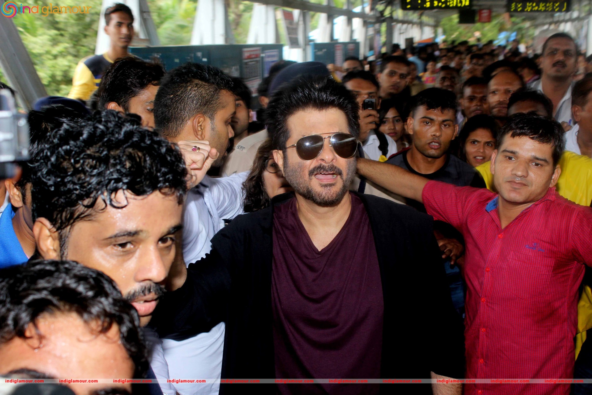 Anil Kapoor Promotes his TV Show 24 Season 2 at Mumbai Central Station Event hd photo