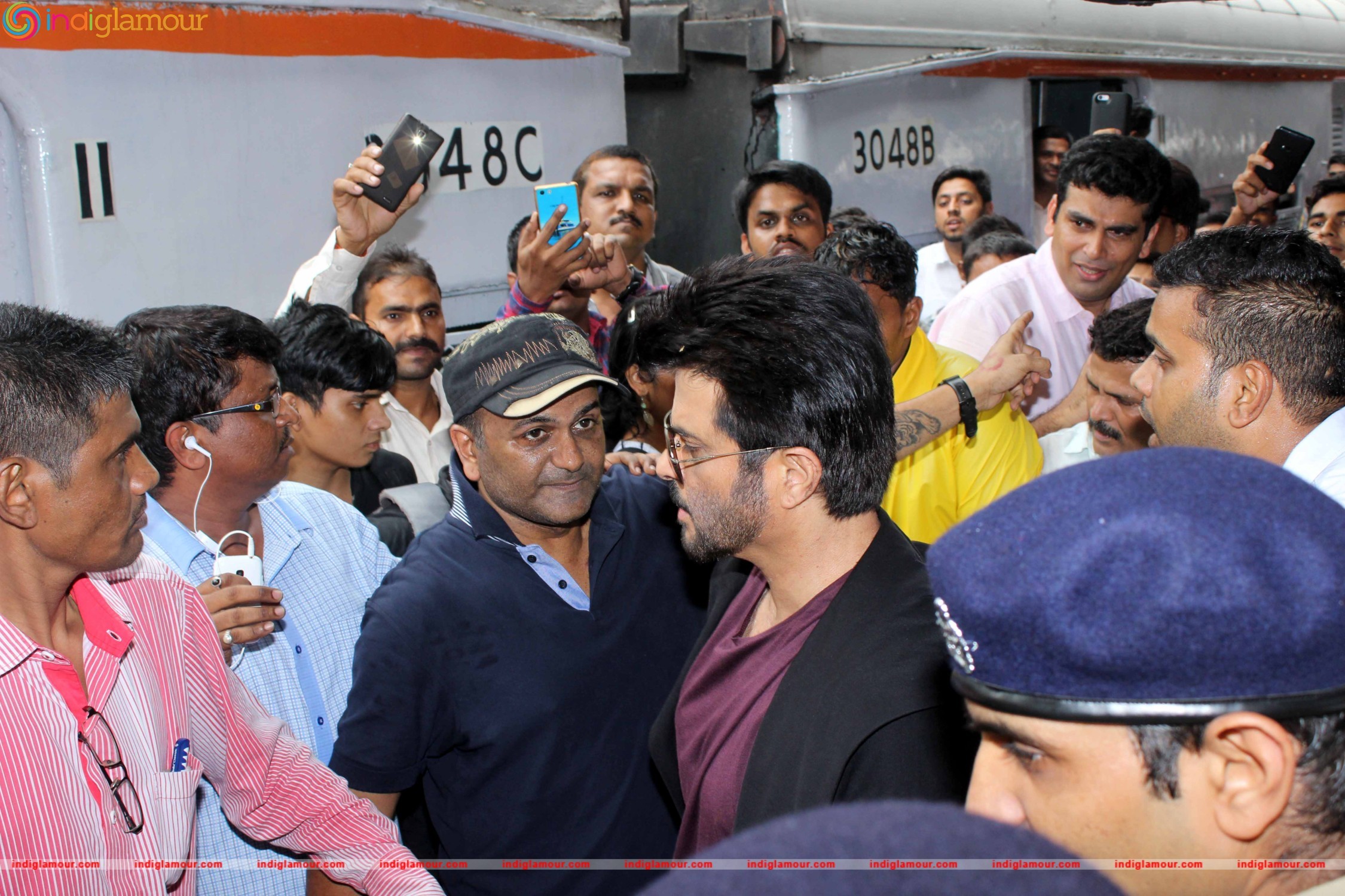 Anil Kapoor Promotes his TV Show 24 Season 2 at Mumbai Central Station Event hd photo