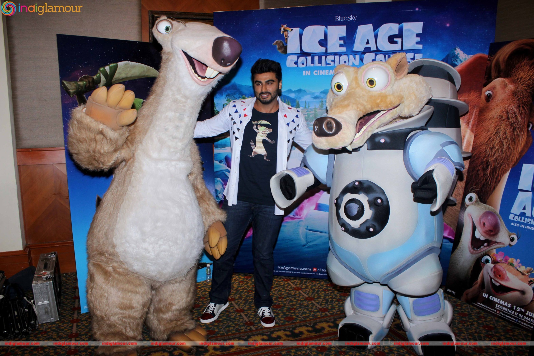 Arjun Kapoor Promotes Ice Age Collision Course Event hd photo