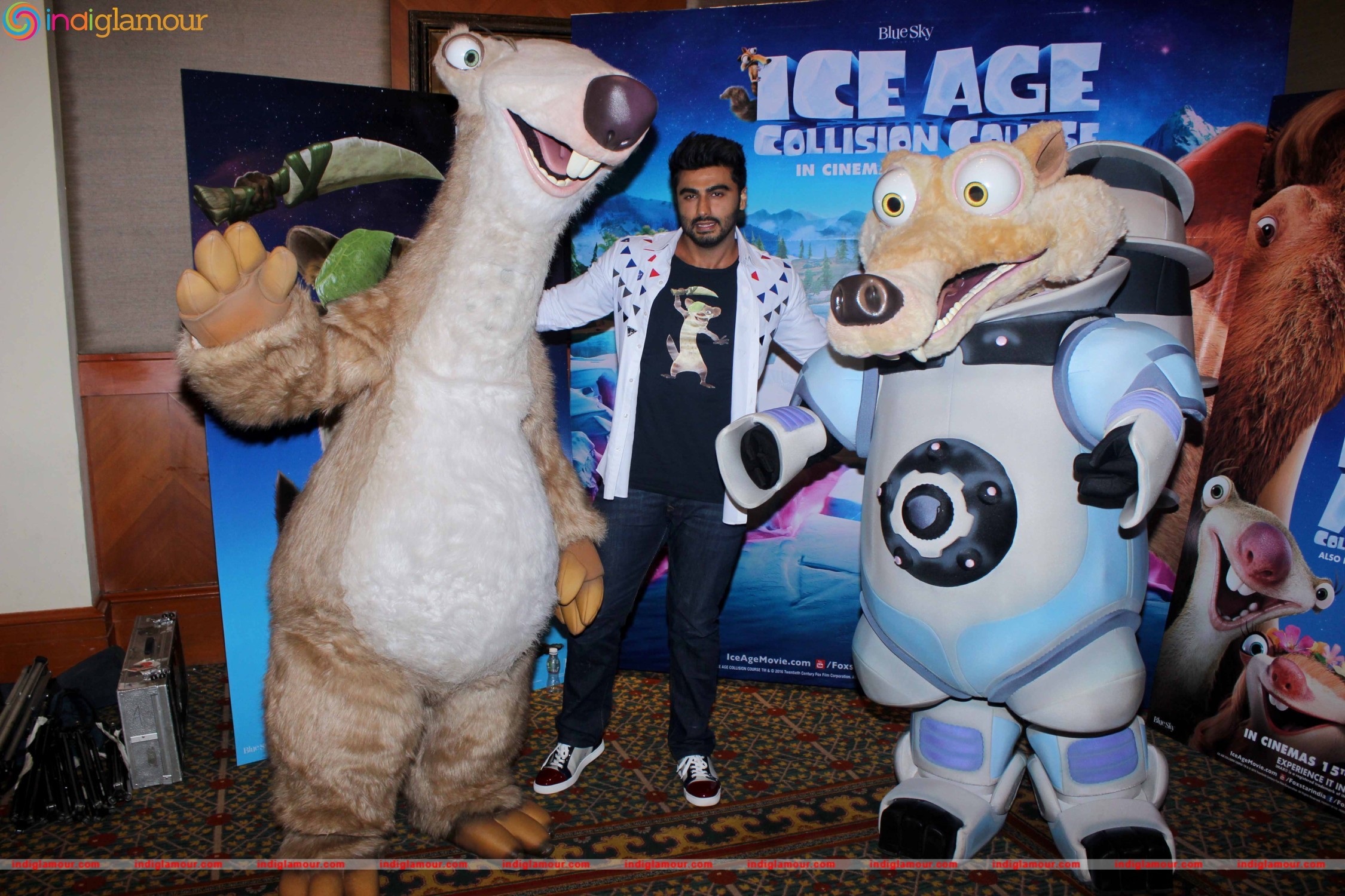 Arjun Kapoor Promotes Ice Age Collision Course Event hd photo