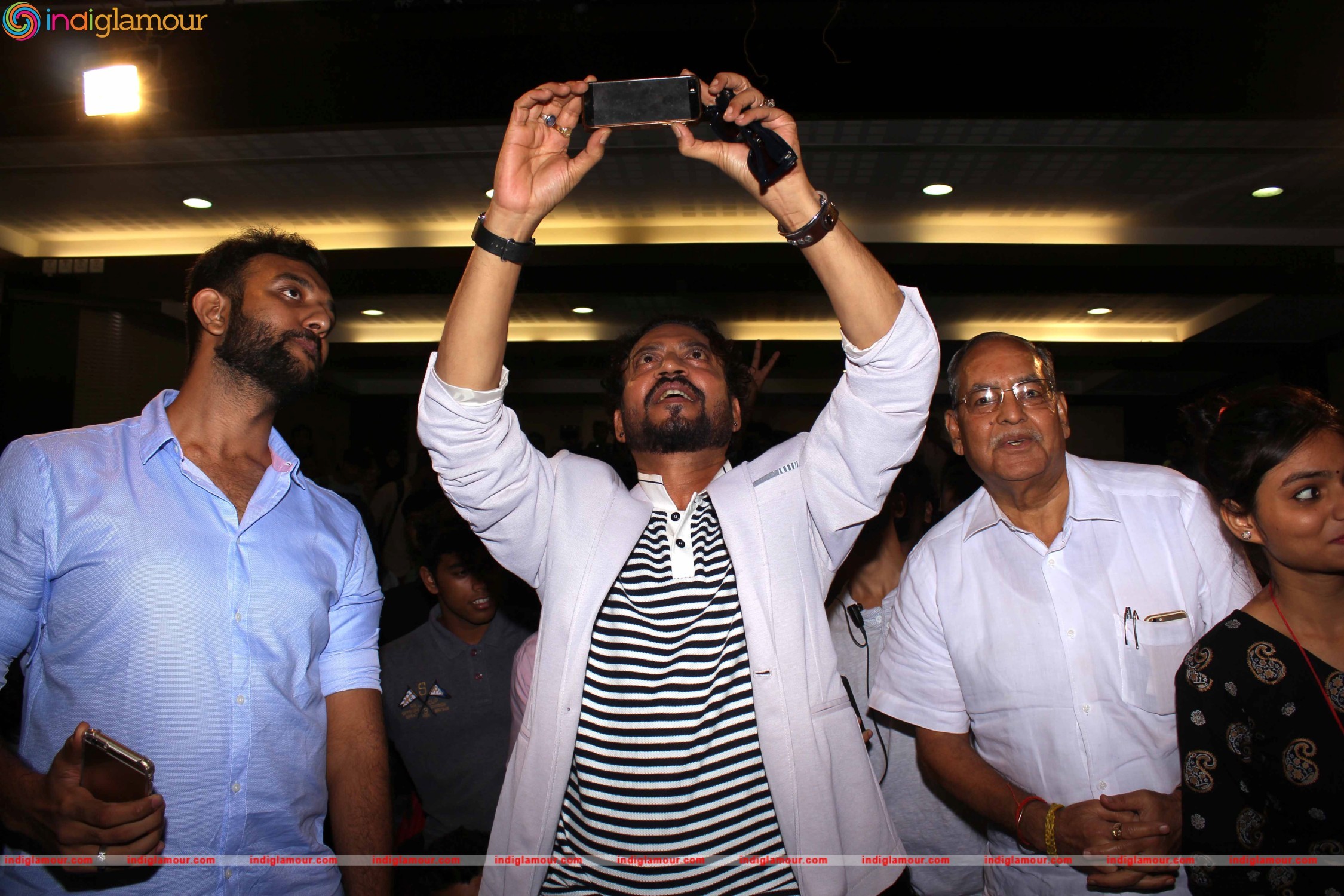 Promotion of Film Madaari at Mithibai College Event hd photo