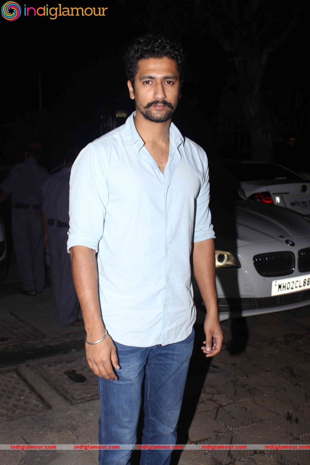 Mr and Mrs Murarilal Show Premier at Rangsharda Event hd photo