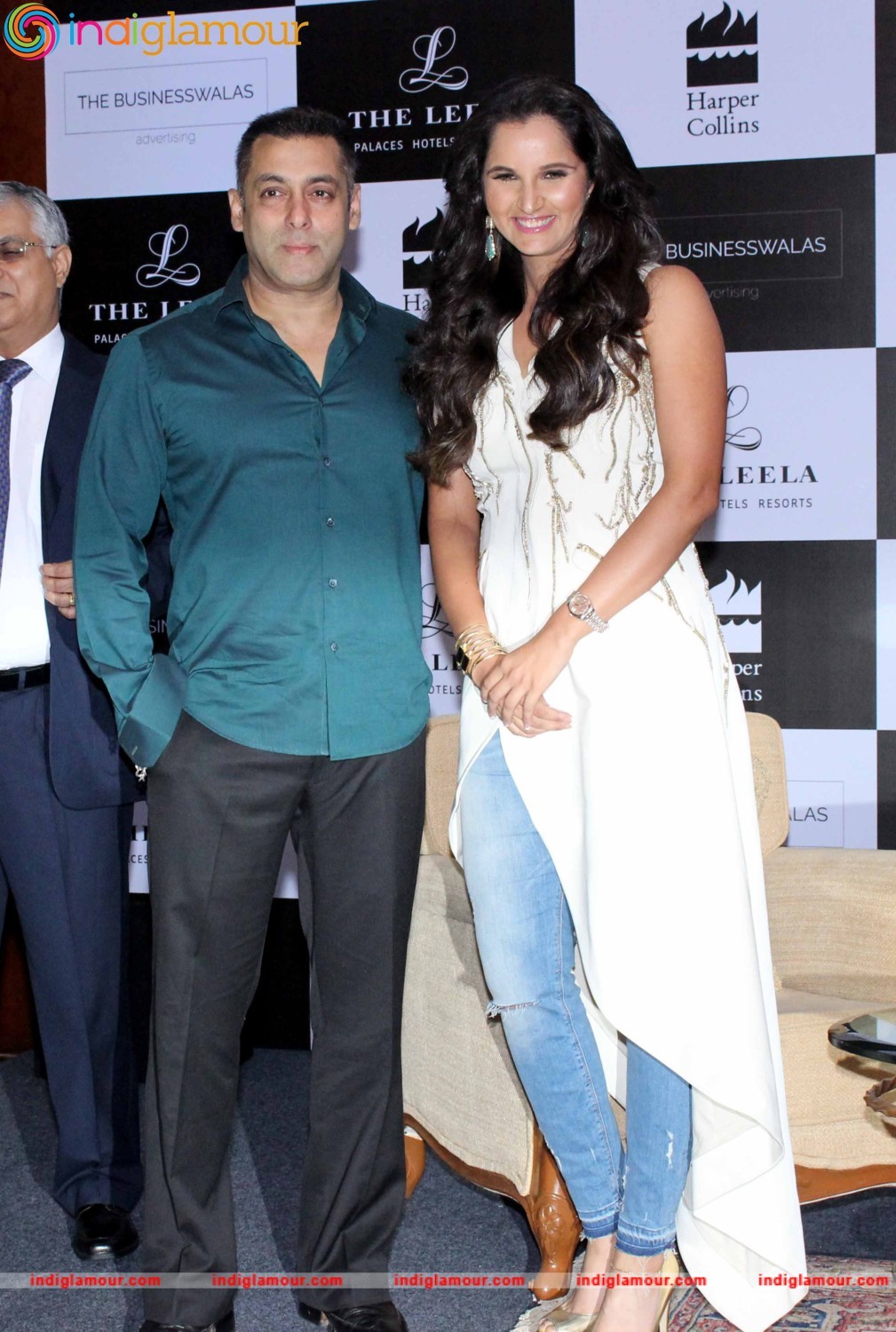 Salman Khan Release Sania's Autobiography Ace Against Odds Event hd photo