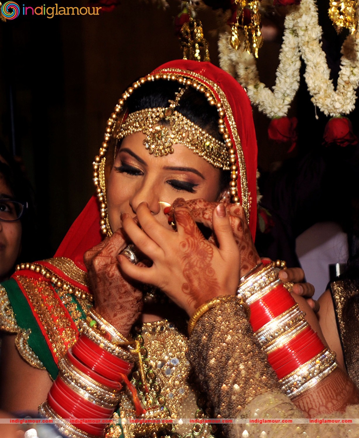 Bollywood Actress Sambhavna Seth married with Avinash Dwivedi in New Delhi Event hd photo