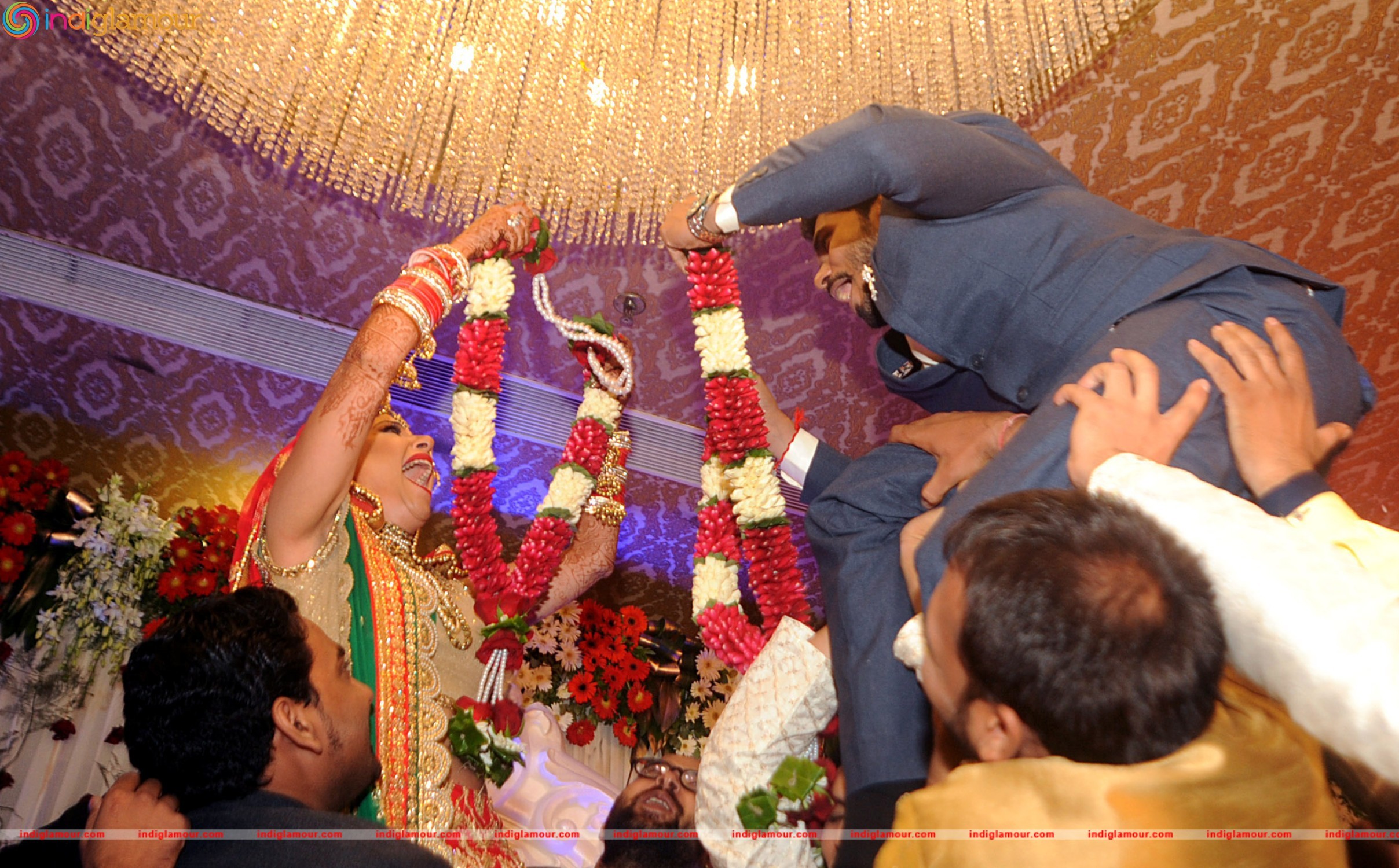 Bollywood Actress Sambhavna Seth married with Avinash Dwivedi in New Delhi Event hd photo