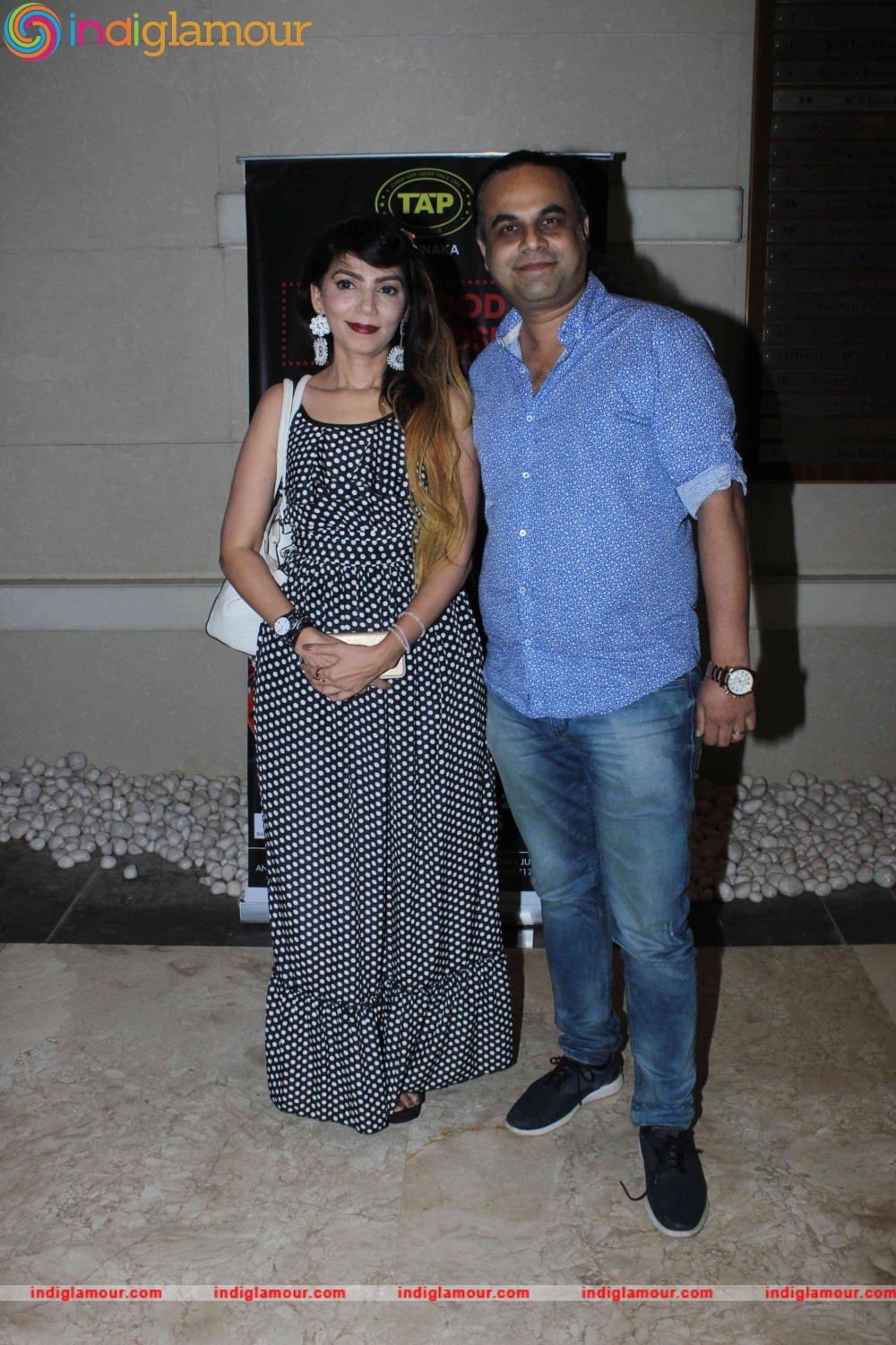 Lesle Lewis Live Show at Tap Resto Bar Andheri Event hd photo