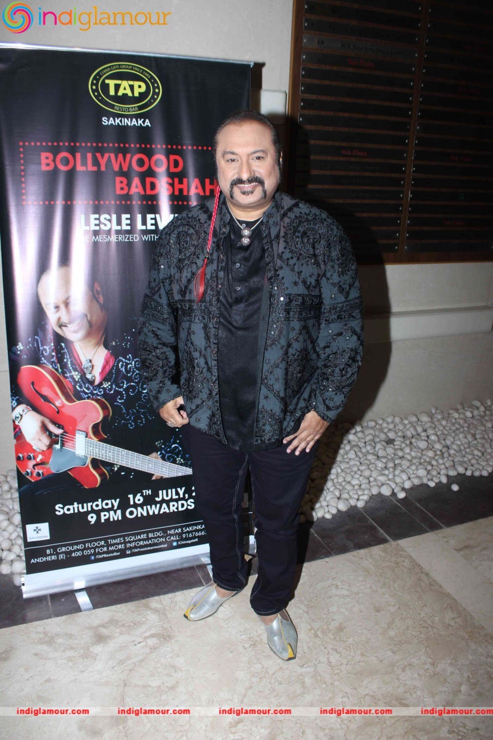 Lesle Lewis Live Show at Tap Resto Bar Andheri Event hd photo