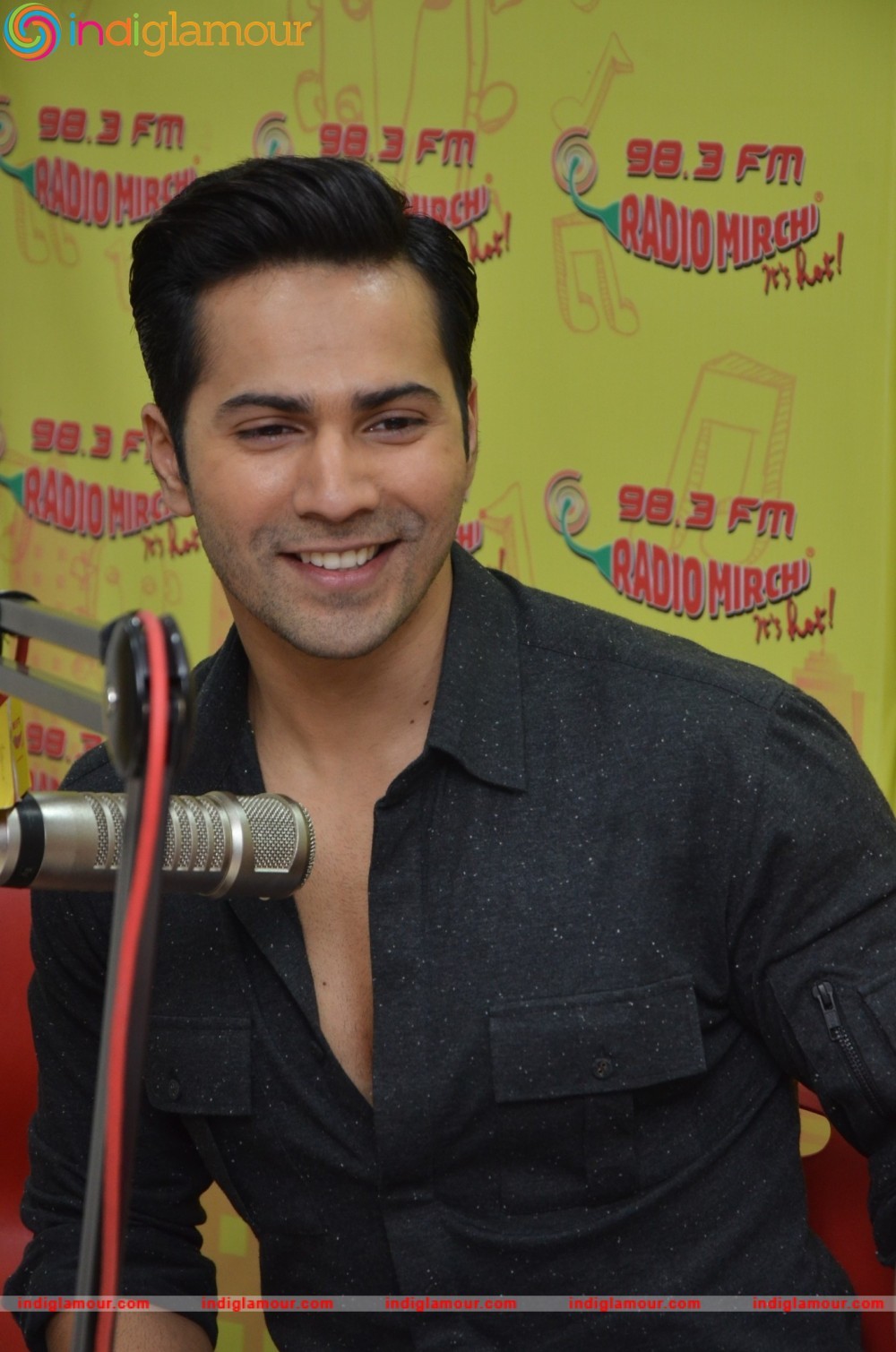 John Abraham and Varun Dhawan at Radio Mirchi Studio Event hd photo