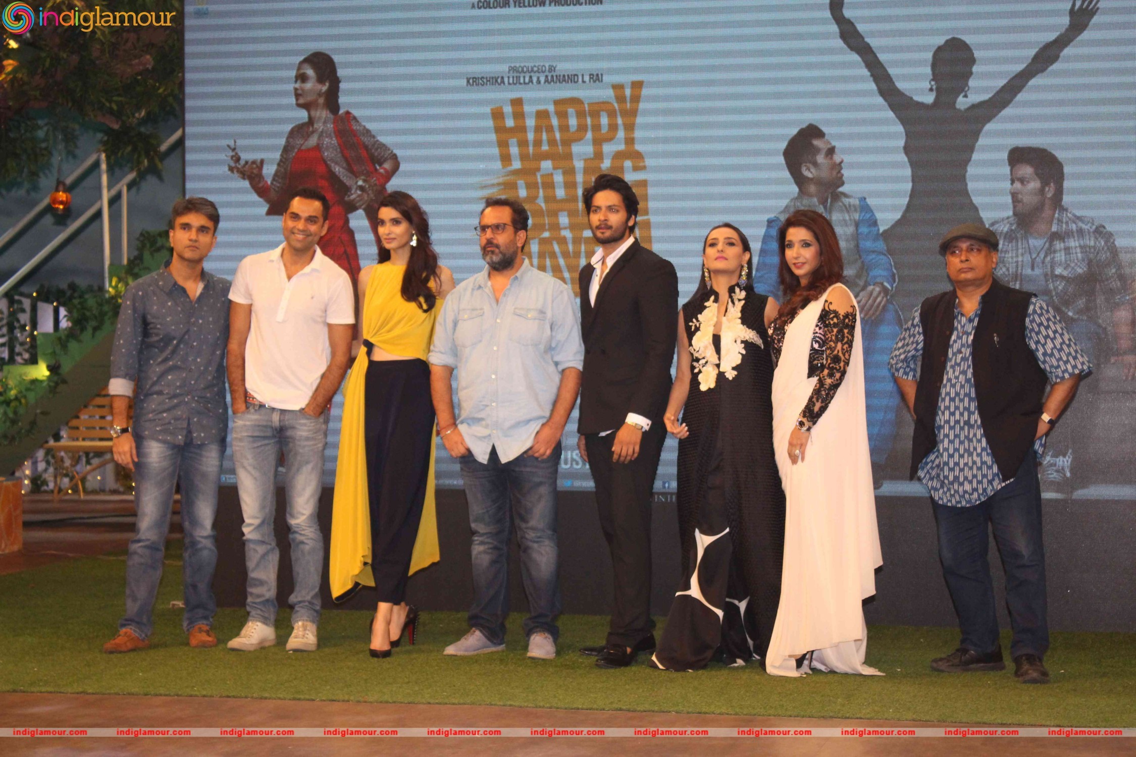 Film Happy Bhag Jayegi at Kapil Sharma Show Event hd photo