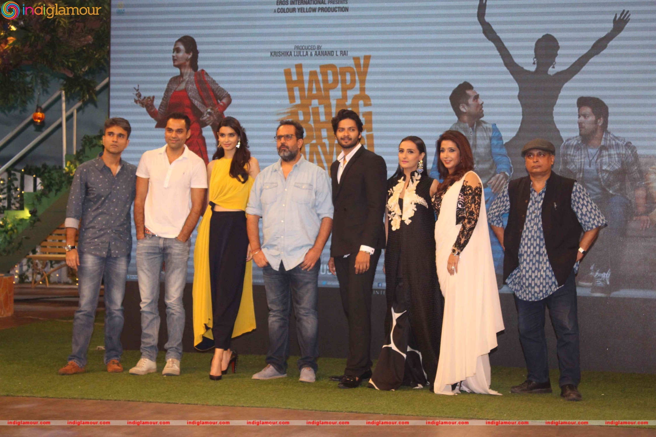 Film Happy Bhag Jayegi at Kapil Sharma Show Event hd photo