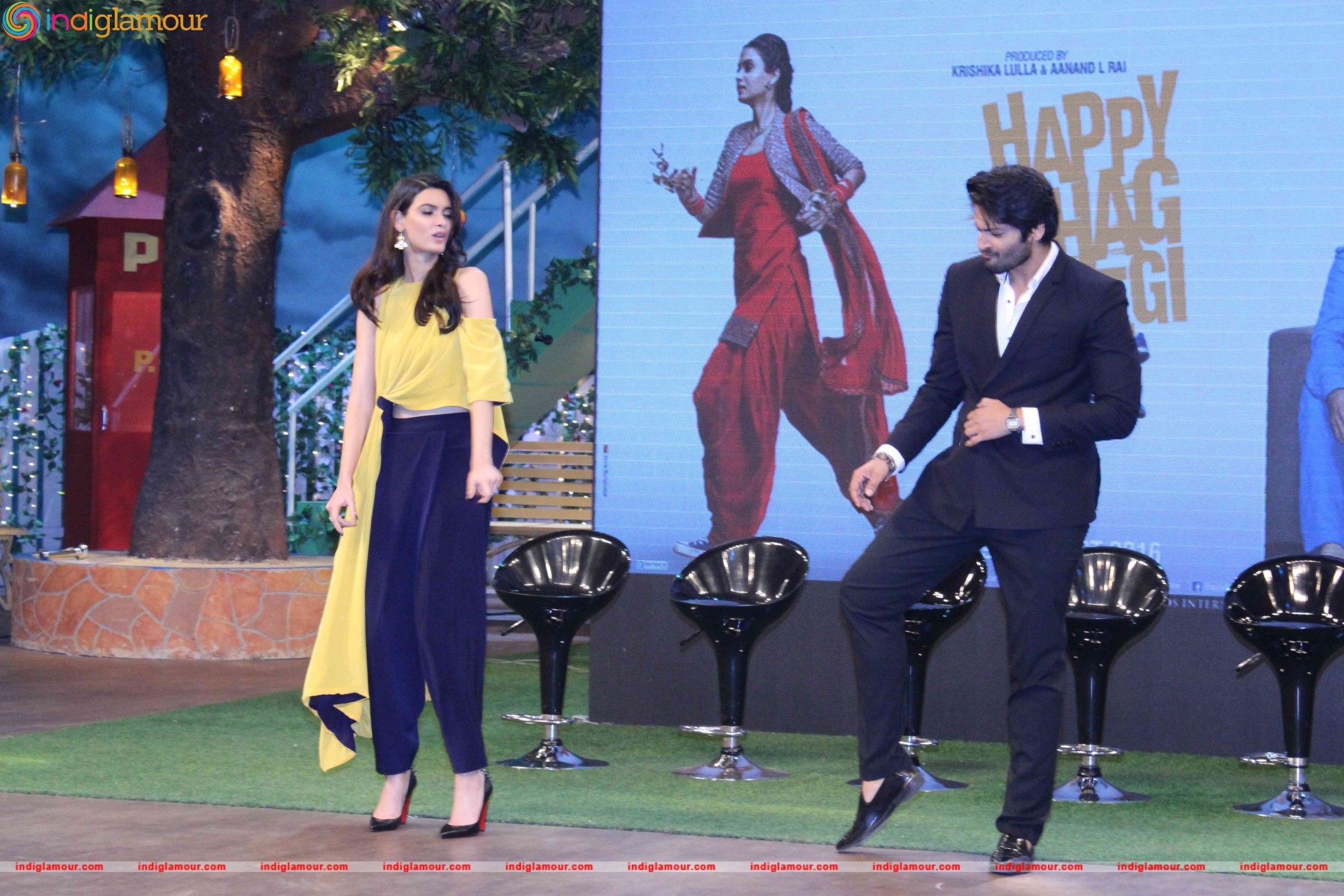 Film Happy Bhag Jayegi at Kapil Sharma Show Event hd photo