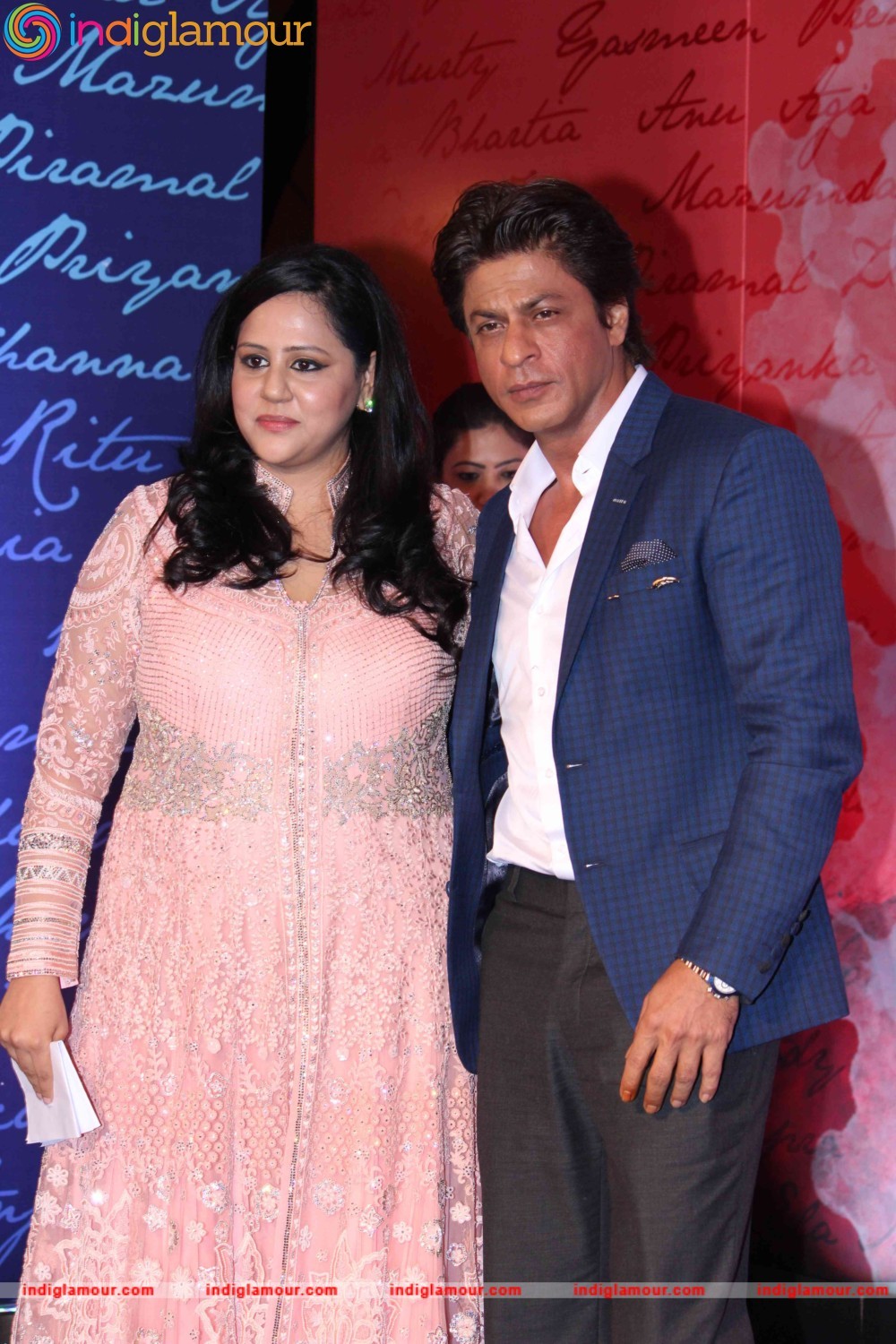 Neeta Ambani and Shah Rukh Khan Launch Gunjan Jain Book Event hd photo