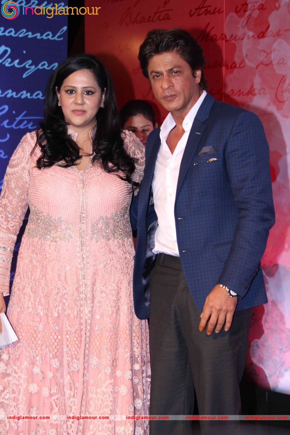 Neeta Ambani and Shah Rukh Khan Launch Gunjan Jain Book Event hd photo
