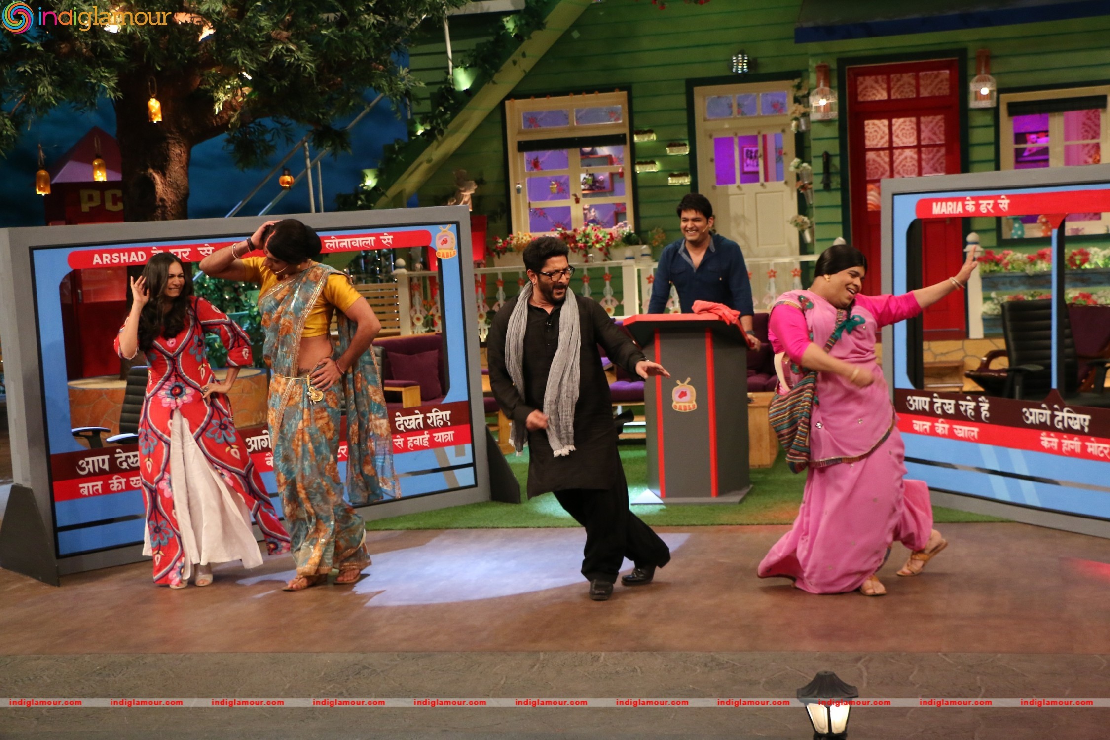 Actor Arshad Warsi and his Wife Maria Goretti On the Sets of The Kapil Sharma Show Event hd photo