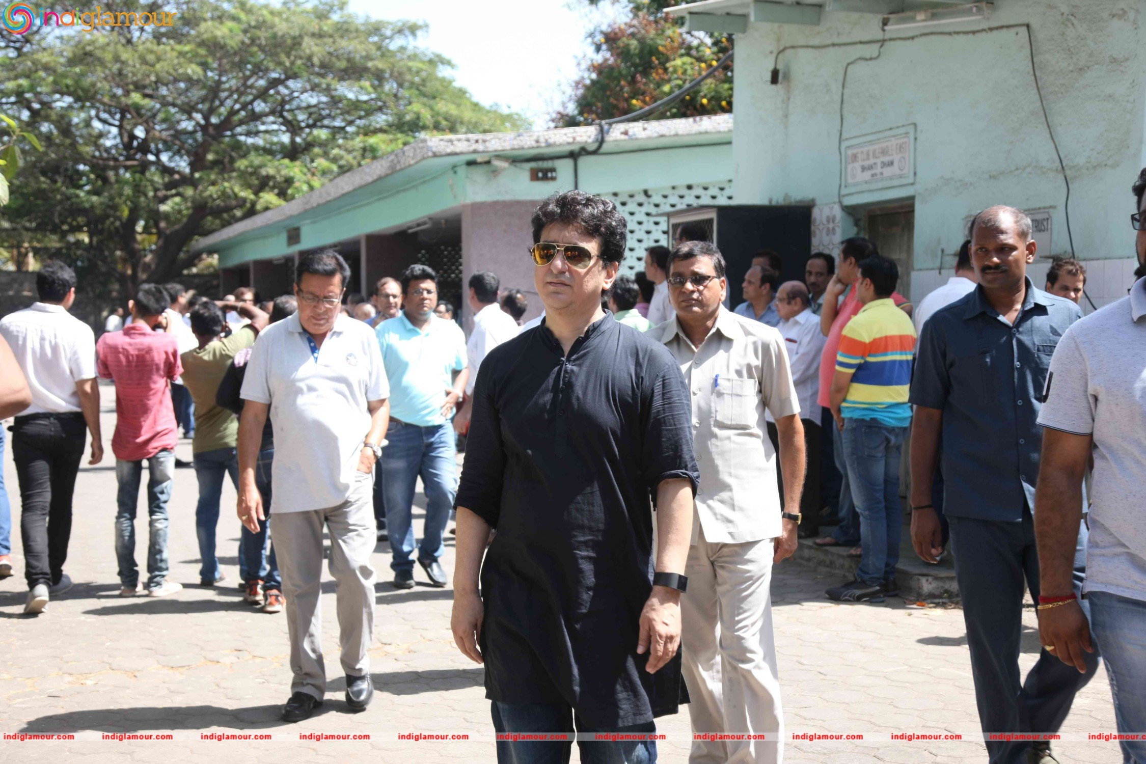 Funeral of Trade Analyst Vikas Mohan Event hd photo