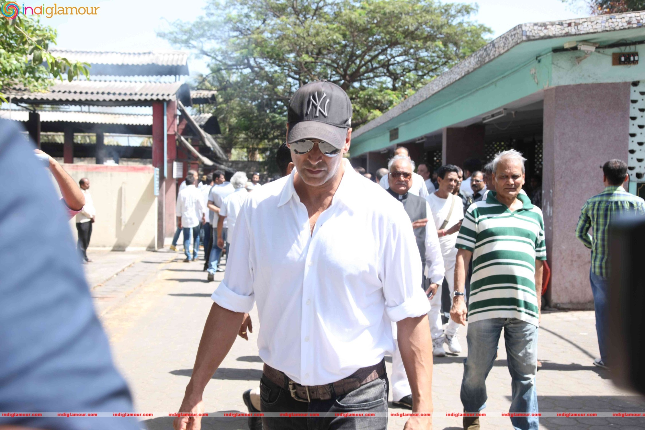 Funeral of Trade Analyst Vikas Mohan Event hd photo