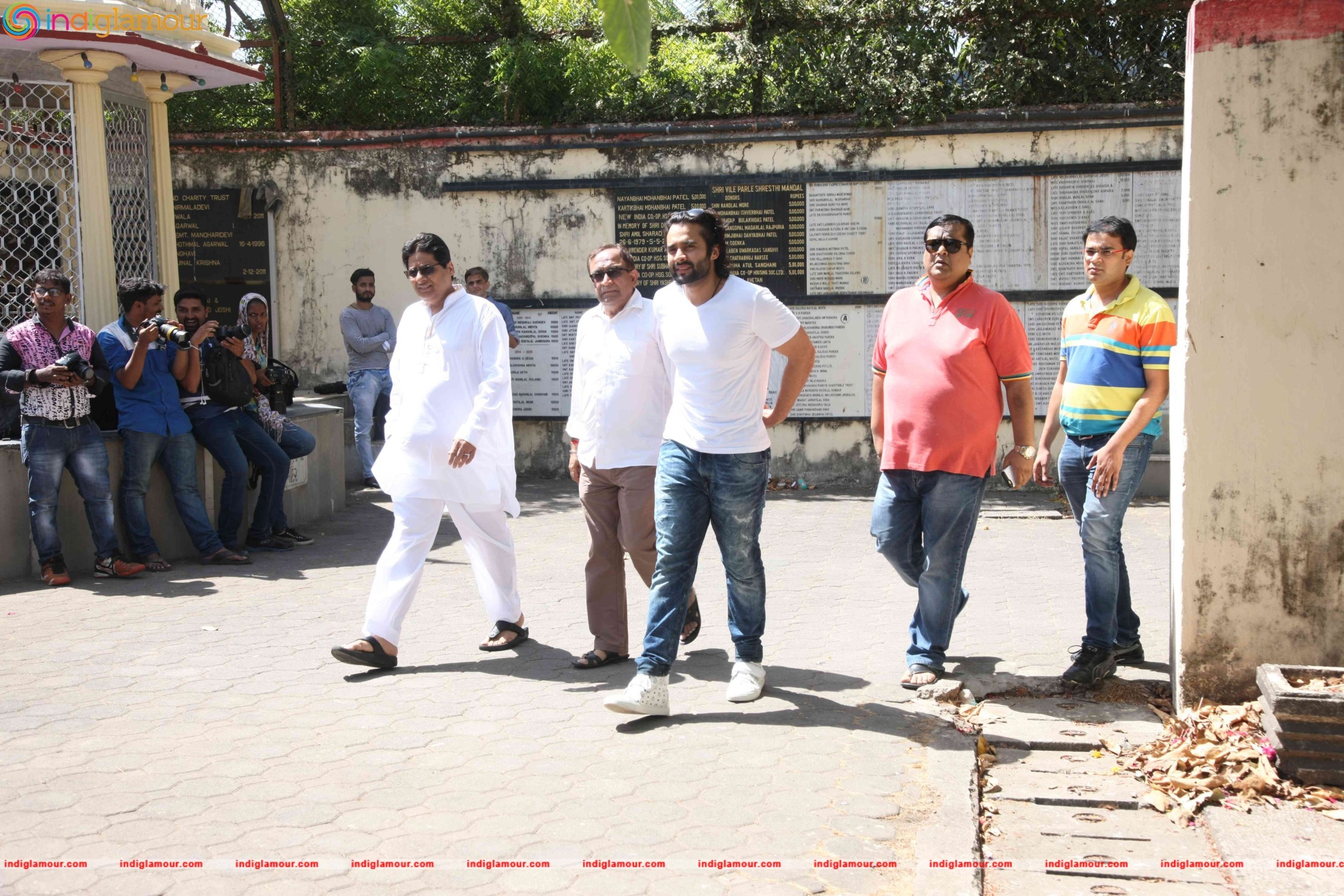 Funeral of Trade Analyst Vikas Mohan Event hd photo