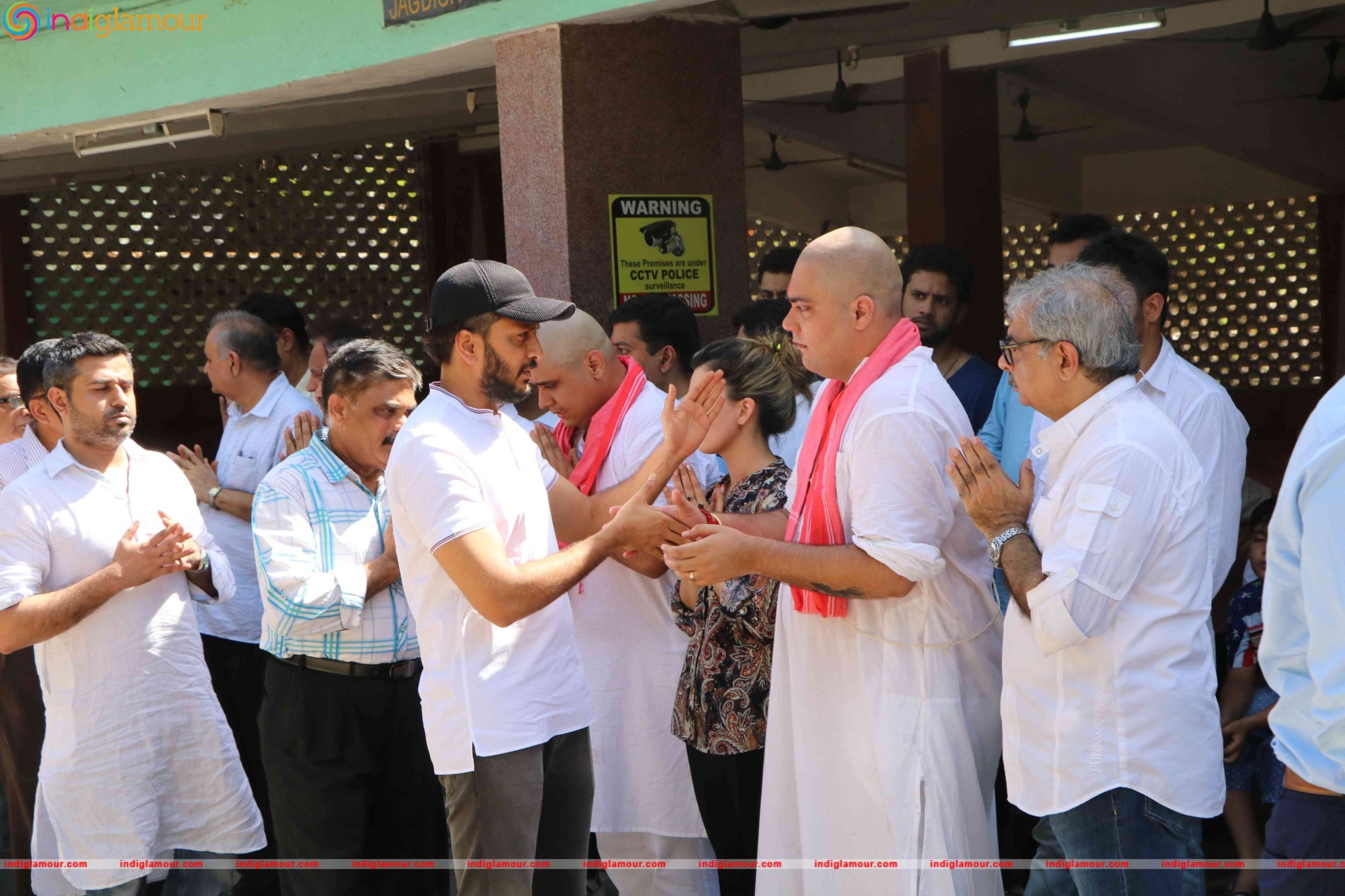 Funeral of Trade Analyst Vikas Mohan Event hd photo