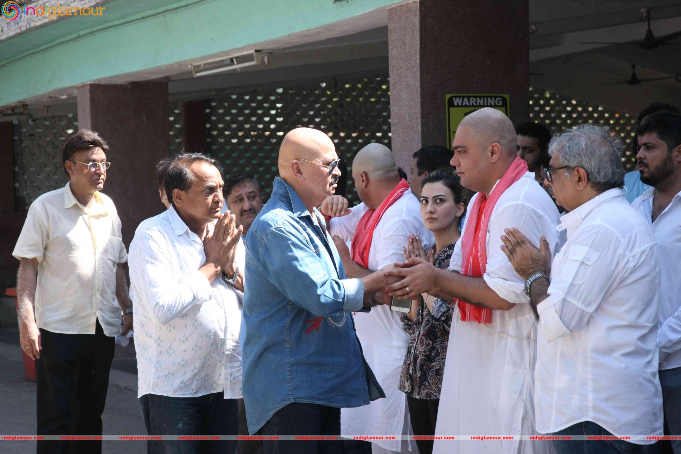 Funeral of Trade Analyst Vikas Mohan Event hd photo