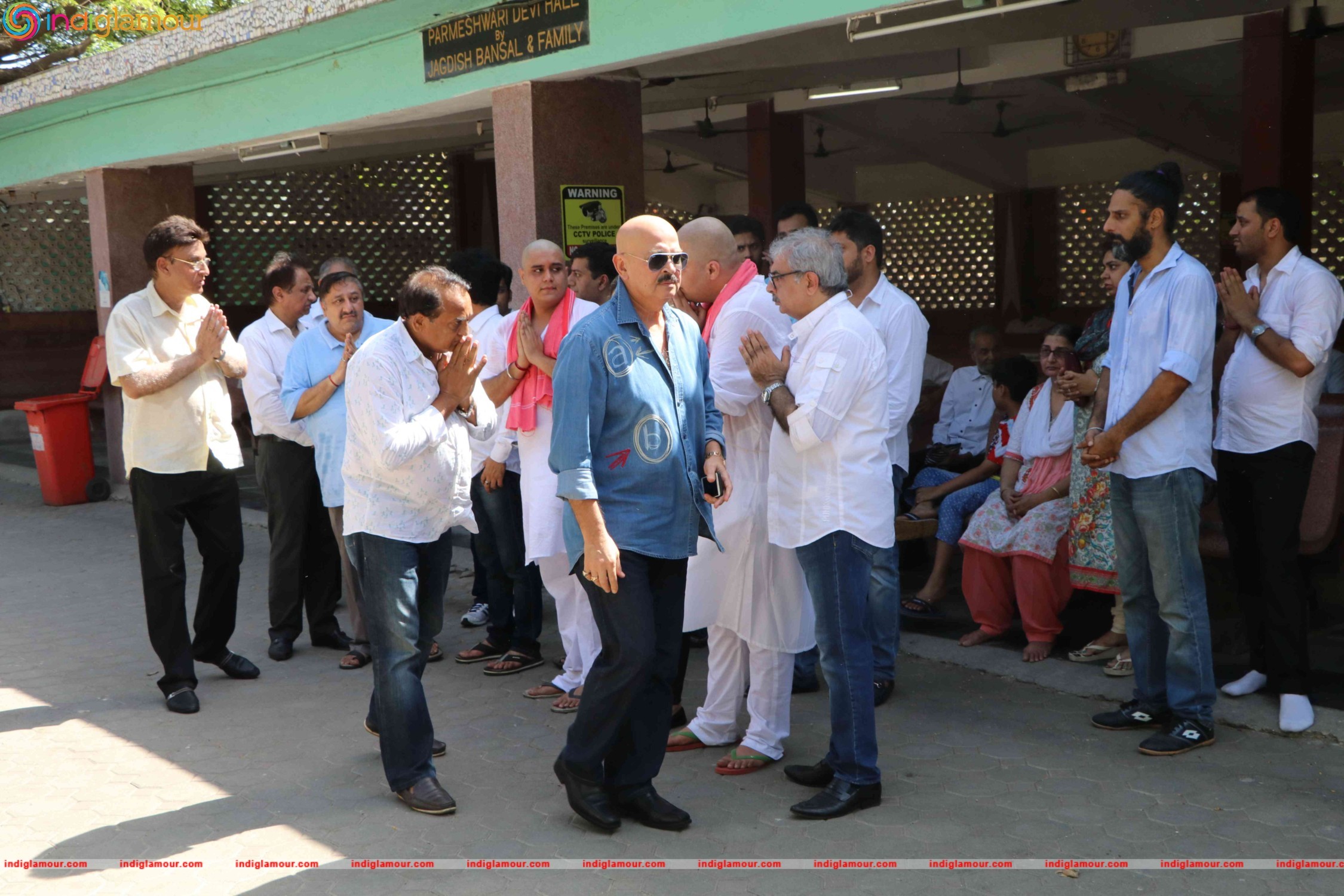 Funeral of Trade Analyst Vikas Mohan Event hd photo