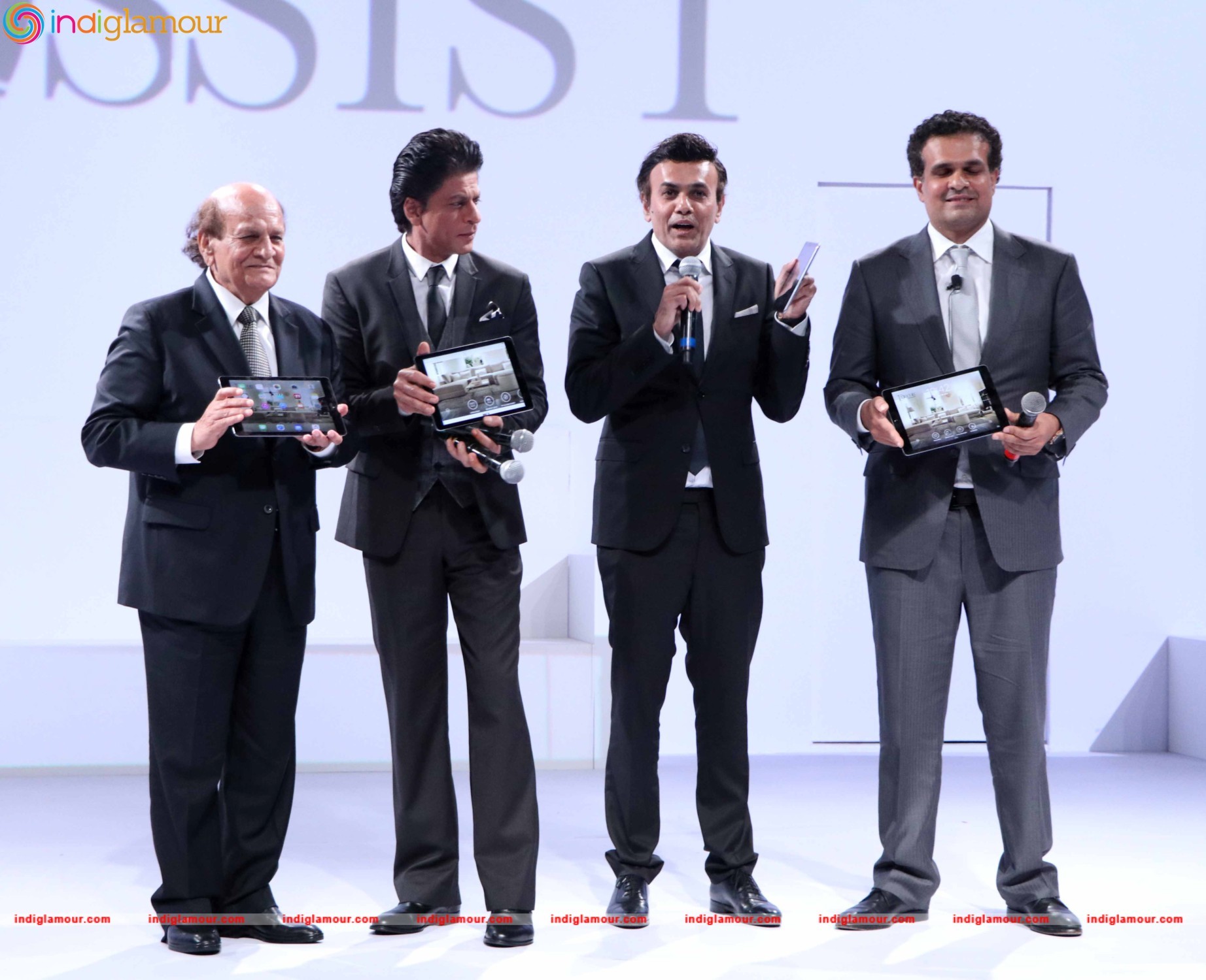 Shah Rukh Khan Launches D Decors Digital Interface D Assist Event hd photo