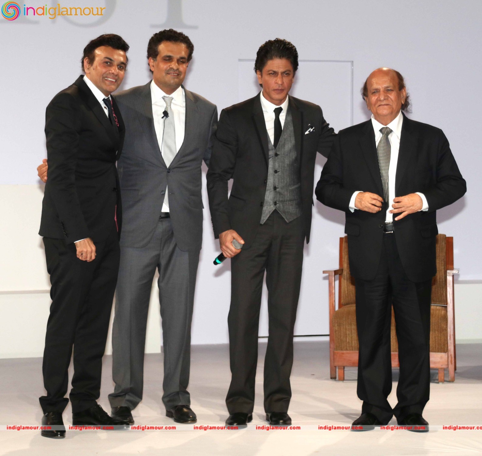 Shah Rukh Khan Launches D Decors Digital Interface D Assist Event hd photo