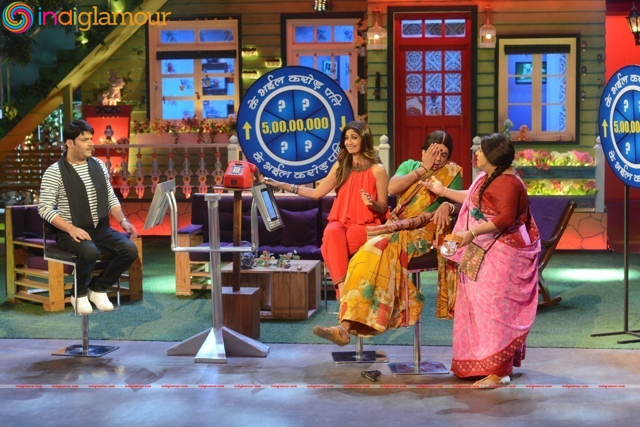 Shilpa Shetty, Raj Kundra And Shamita Shetty At The Kapil Sharma Show Event hd photo