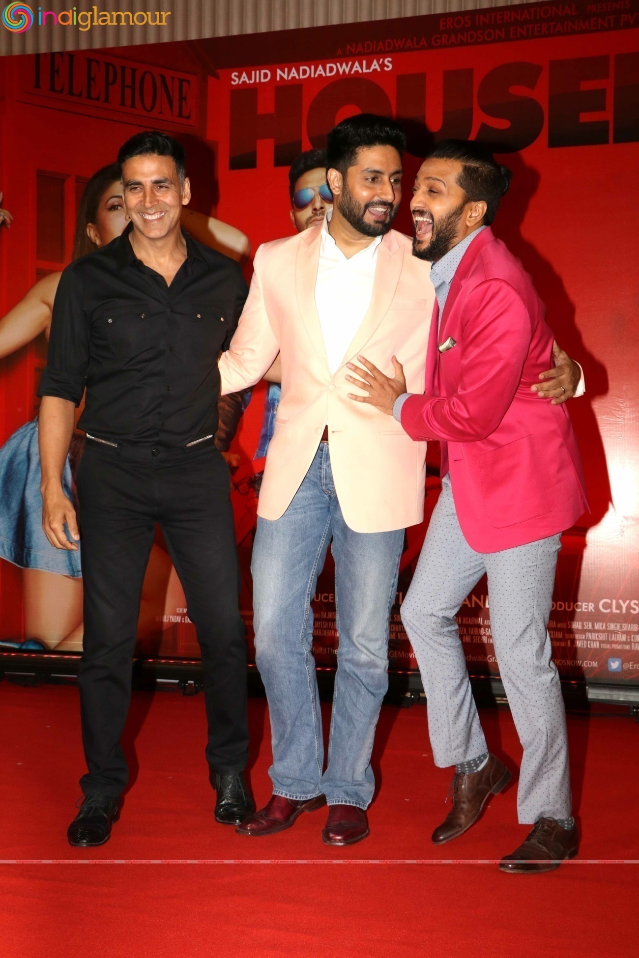 Akshay Kumar,Abhishek Bachchan Celebrate Housefull 3 Success Event hd photo
