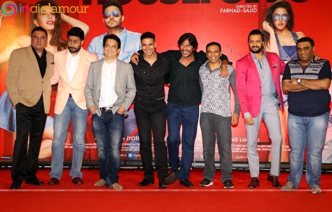 Akshay Kumar,Abhishek Bachchan Celebrate Housefull 3 Success Event hd photo