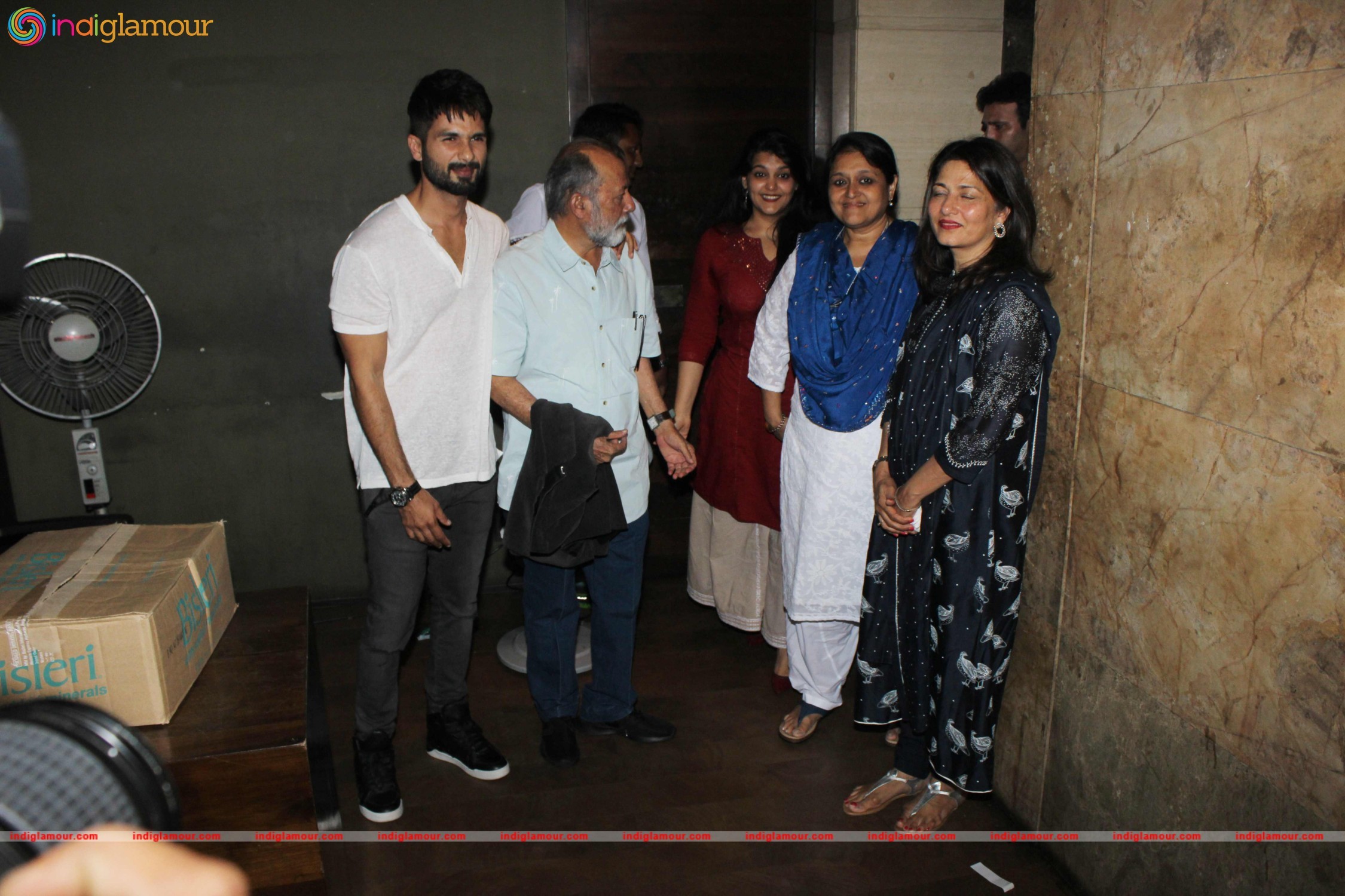 Shah Rukh Khan Watch Film Udta Punjab for Alia Bhatt Event hd photo