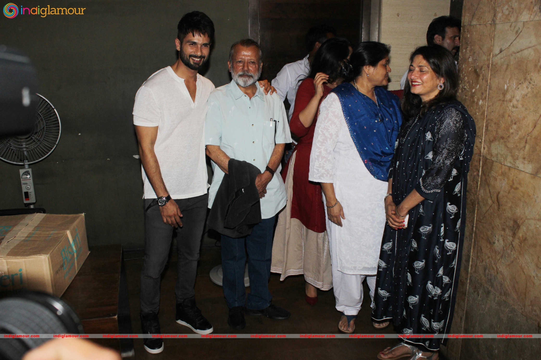 Shah Rukh Khan Watch Film Udta Punjab for Alia Bhatt Event hd photo