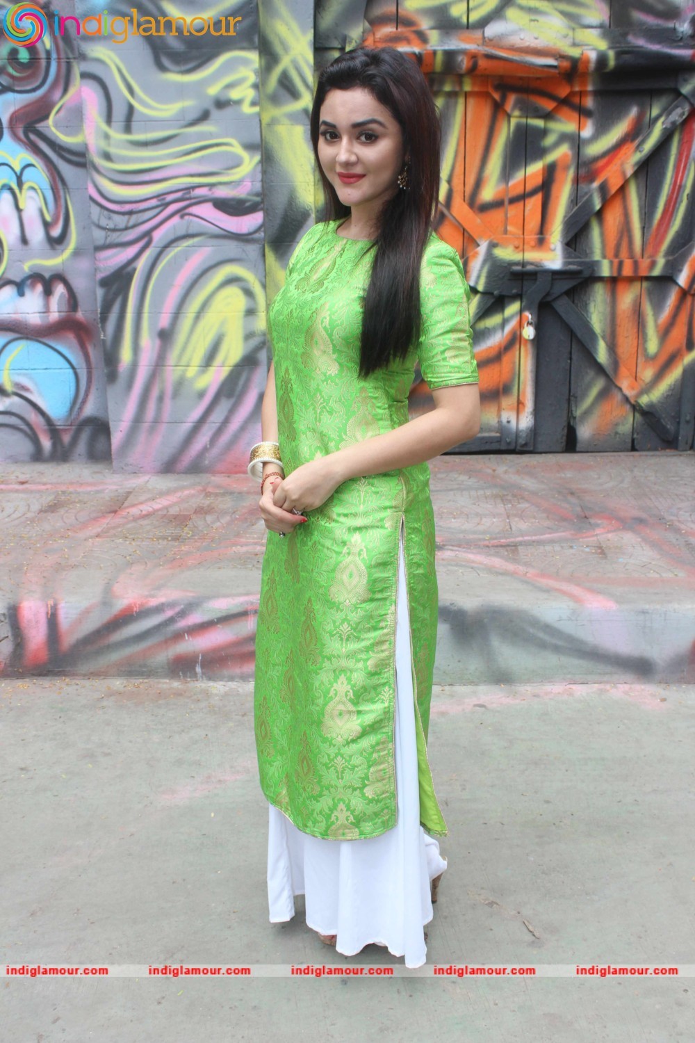 Mahurat Clap of the Film Chal Akela Re at Filmistan Studios Event hd photo