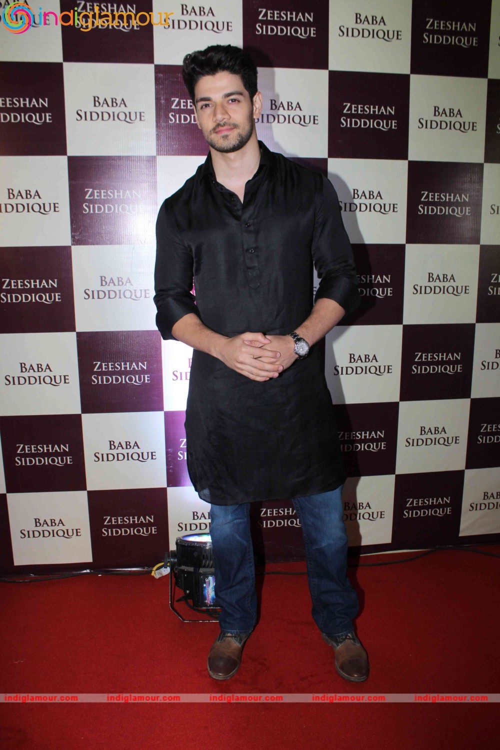 Baba Siddique Iftar Party Event Event hd photo
