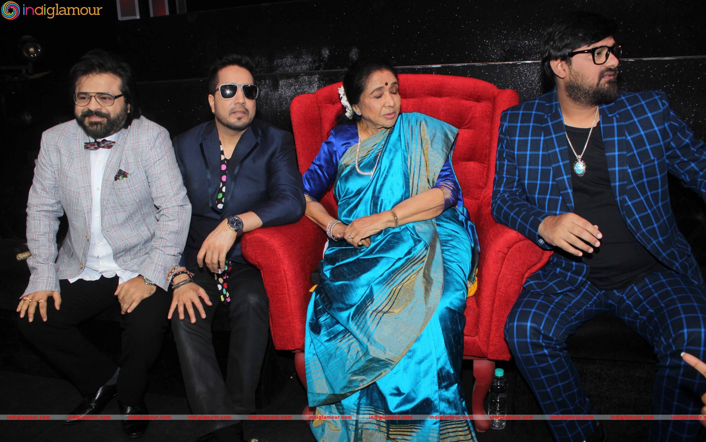 Asha Bhosle On the Set of Sa Re Ga Ma Pa Event hd photo