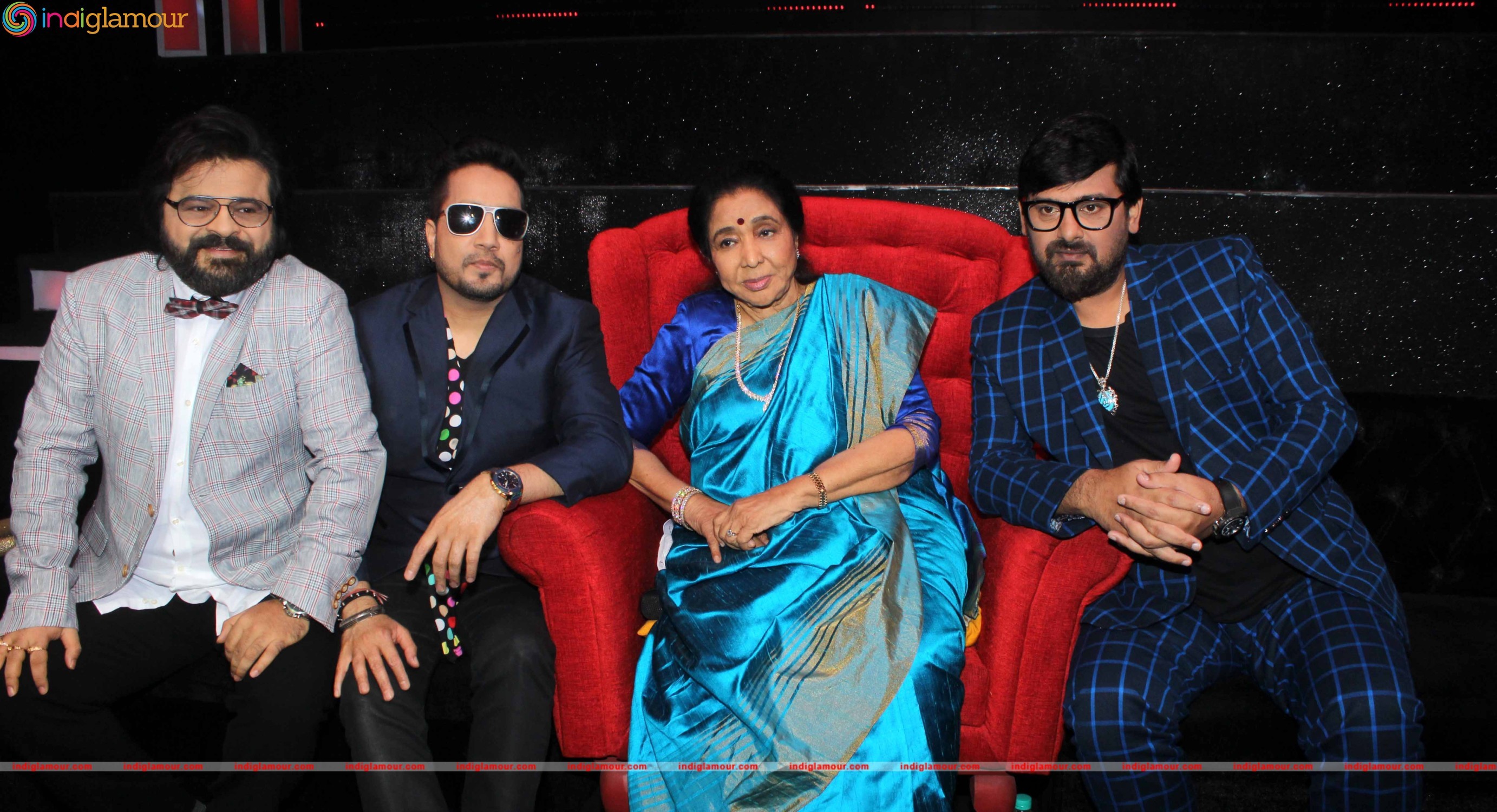 Asha Bhosle On the Set of Sa Re Ga Ma Pa Event hd photo