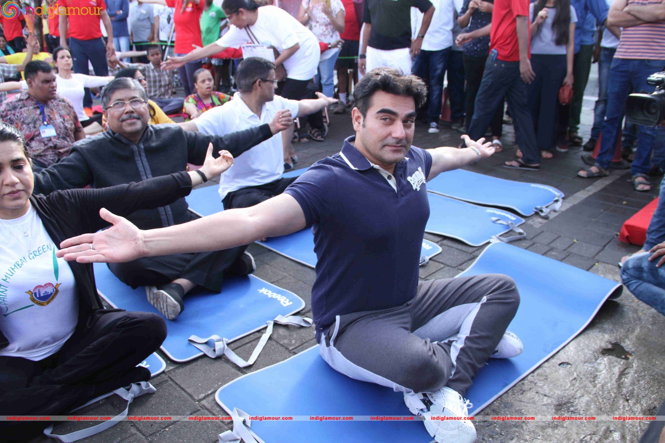 Celebrities doing Yoga on International Yoga Day Event hd photo