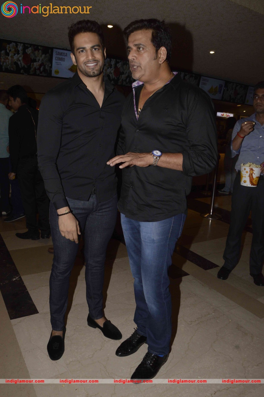 Preimere of Film 7hrs To Go at Pvr Mumbai Event hd photo