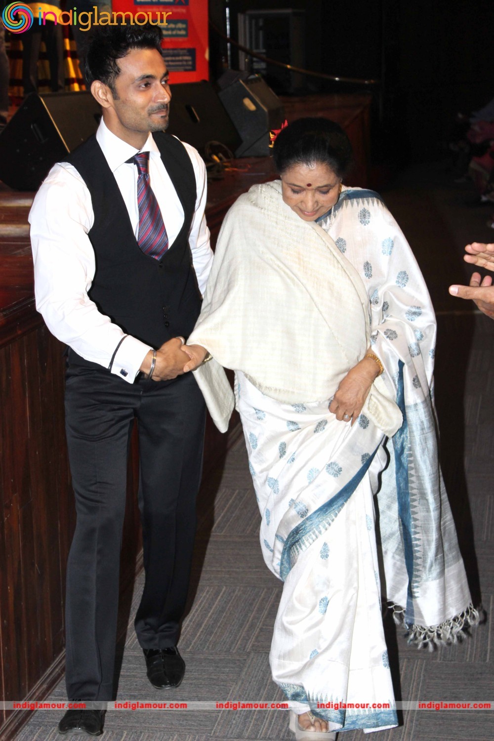 Asha Bhosle and Other Celebrate Pancham Da 77th Birthday at Shanmukhananda Hall Event hd photo