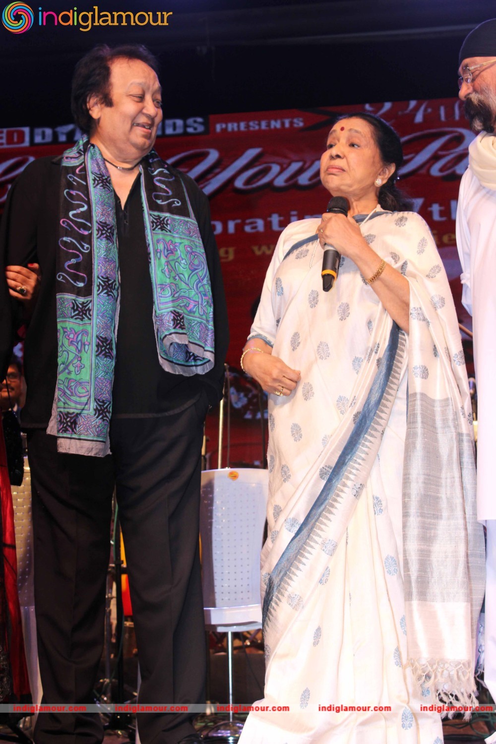 Asha Bhosle and Other Celebrate Pancham Da 77th Birthday at Shanmukhananda Hall Event hd photo