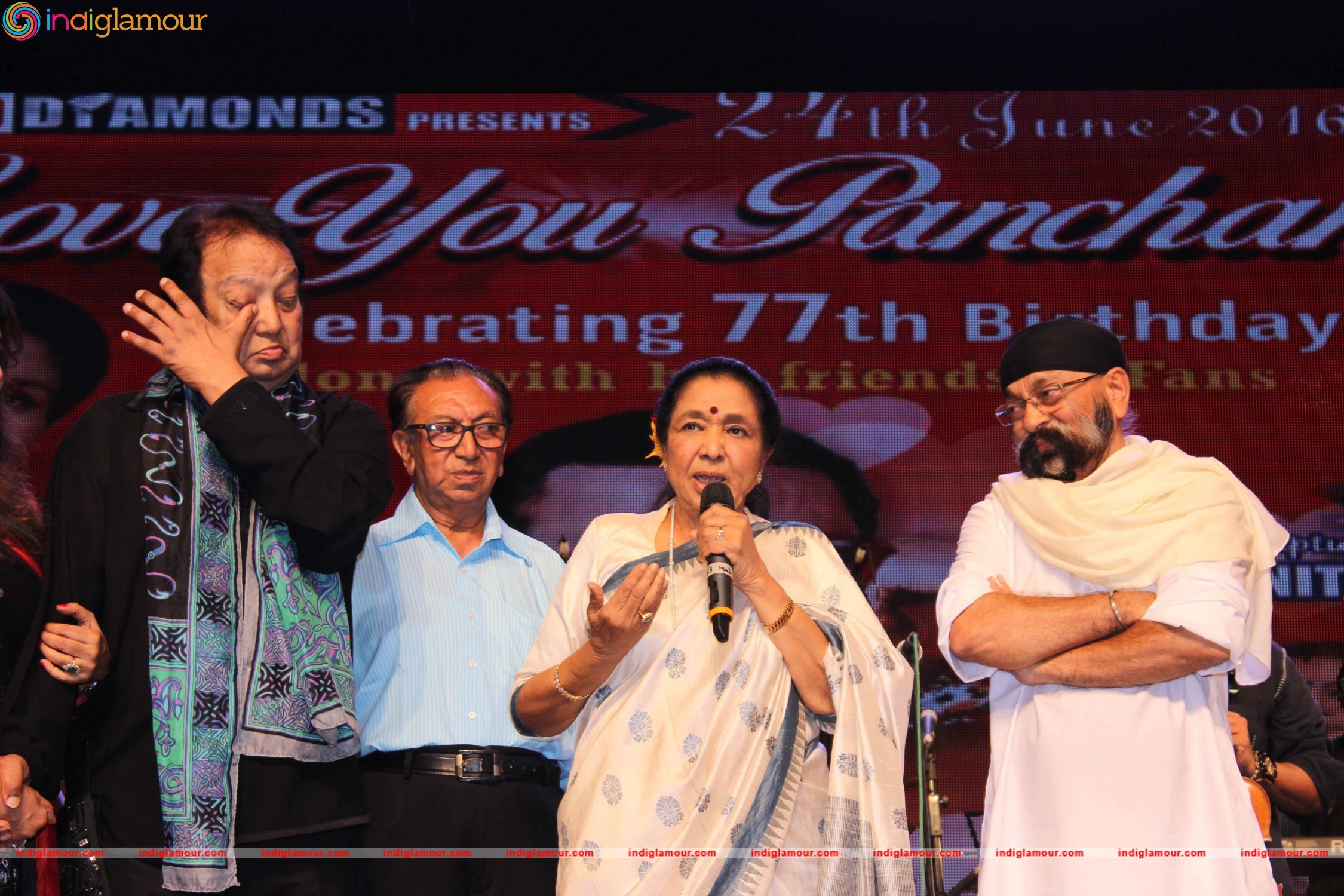 Asha Bhosle and Other Celebrate Pancham Da 77th Birthday at Shanmukhananda Hall Event hd photo