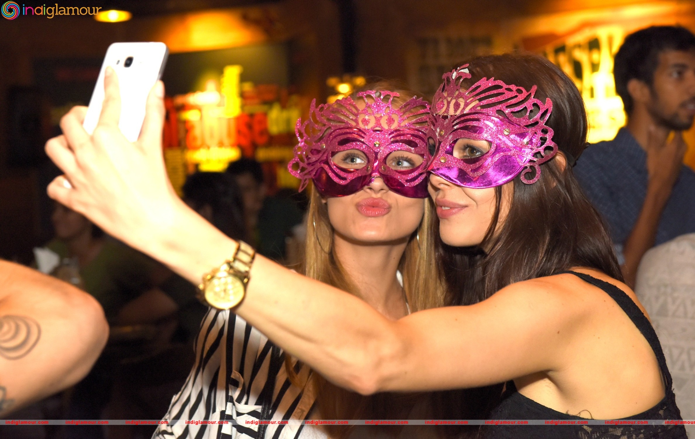 Fashion and Ladies Night at R ADDA Roof Top Hideout Bar Event hd photo
