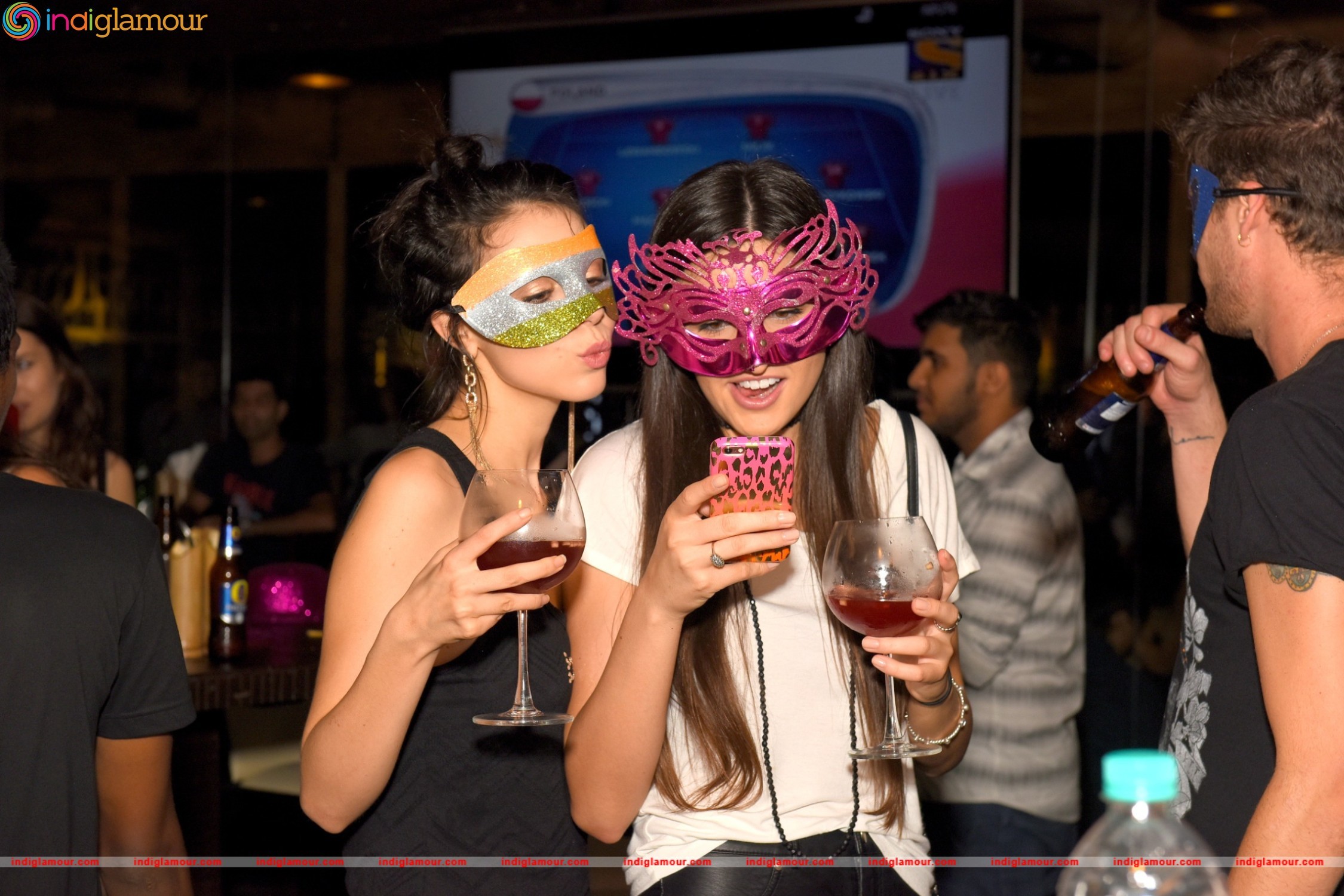 Fashion and Ladies Night at R ADDA Roof Top Hideout Bar Event hd photo